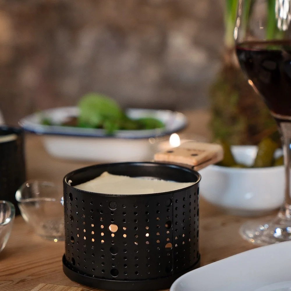 What better way to spend an evening than enjoying melty cheese?

We still have some availability for our last raclette evening of 2025 this Saturday - you can book via the website or drop us a message.

#meltycheese 
#raclettecheese 
#whatsoninrichmo