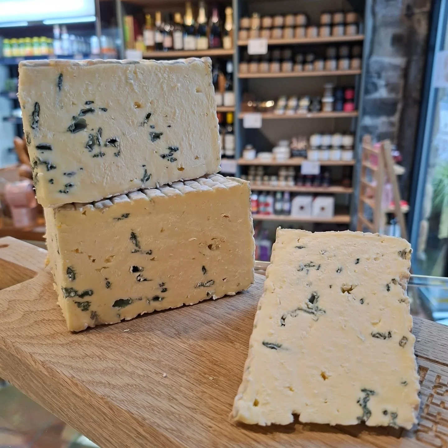Fresh to the counter and just in time for the weekend: Dovedale Blue

A creamy blue made by Hartington Creamery in the Peak District which I discovered last weekend when I was visiting that very place!

It's a protected cheese which means it has to b