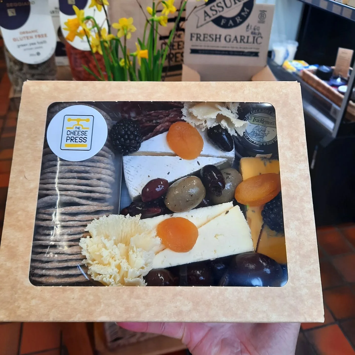 The forecast is looking promising! ☀️

However you're spending this bank holiday why not make it easy with one of our grazing boxes. 

Containing 3 x cheeses, charcuterie, olives, chutney, balsamic onions and seasonal fruit it's perfect for sharing o