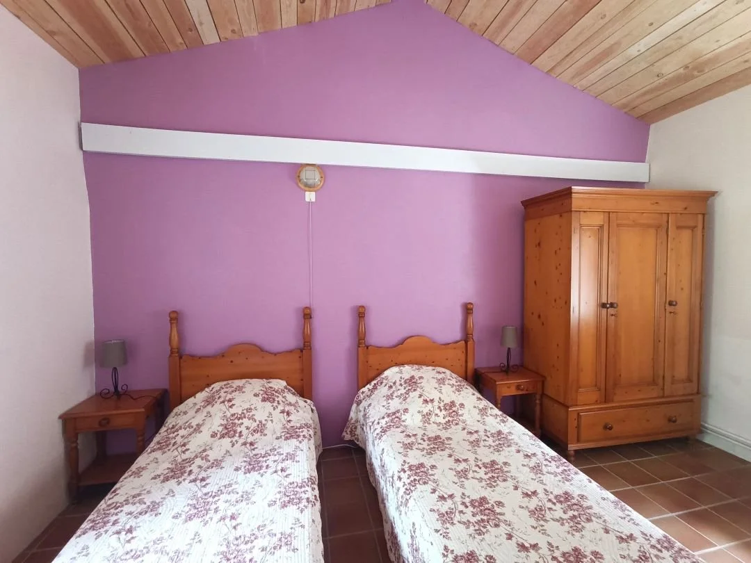 Gîte Mauve - Chambre lits simples