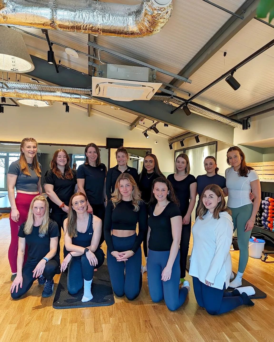 Not a bad day at the office 🌿

To mark #StressAwarenessMonth, Team Bloxham recently kicked off the week at @calcot_and_spa for some serious Monday motivation.

After a relaxing morning spent catching up on emails and sipping coffee fireside, we head