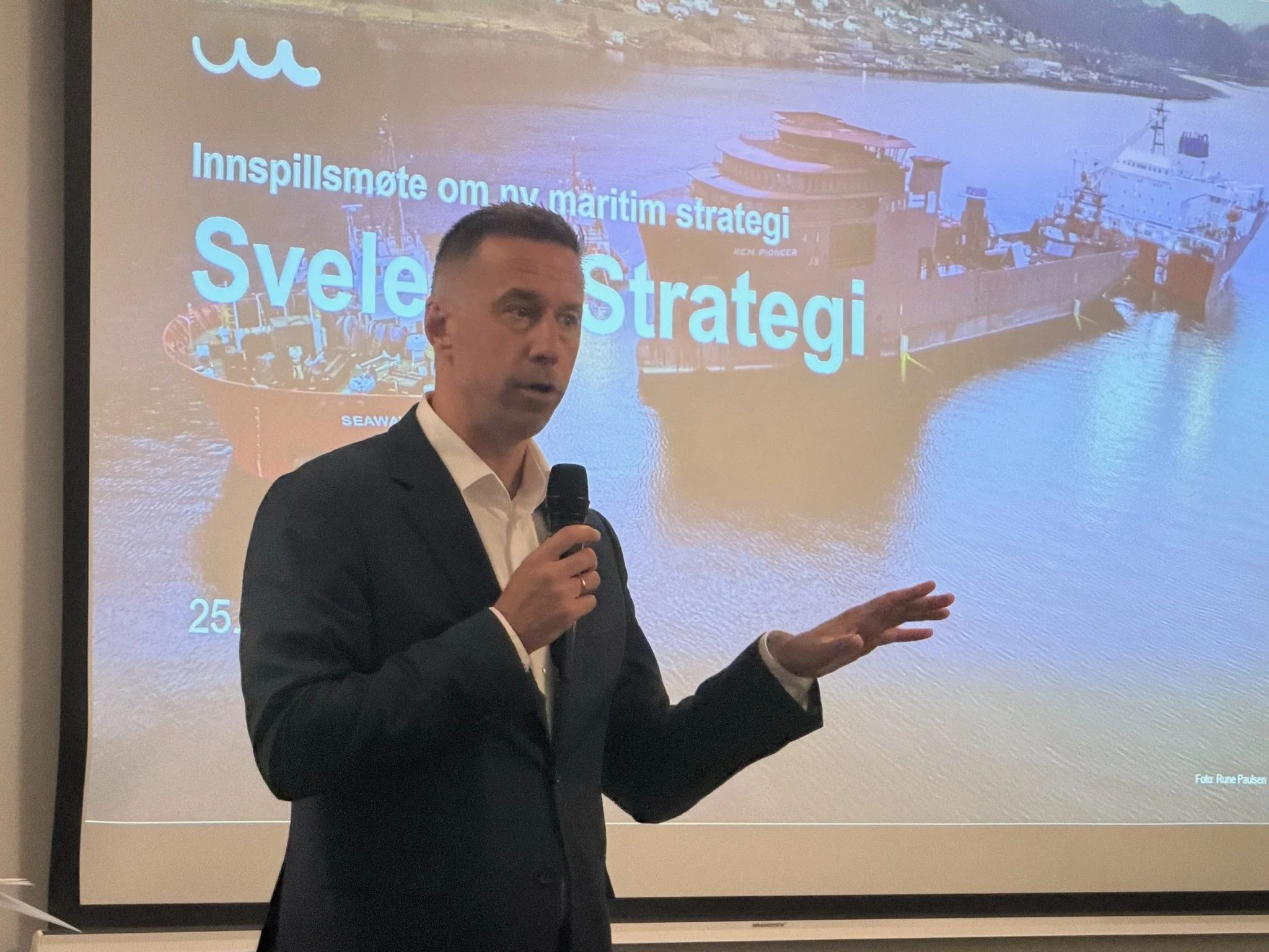 Sveler, strategi og statssekretær Even Sagebakken