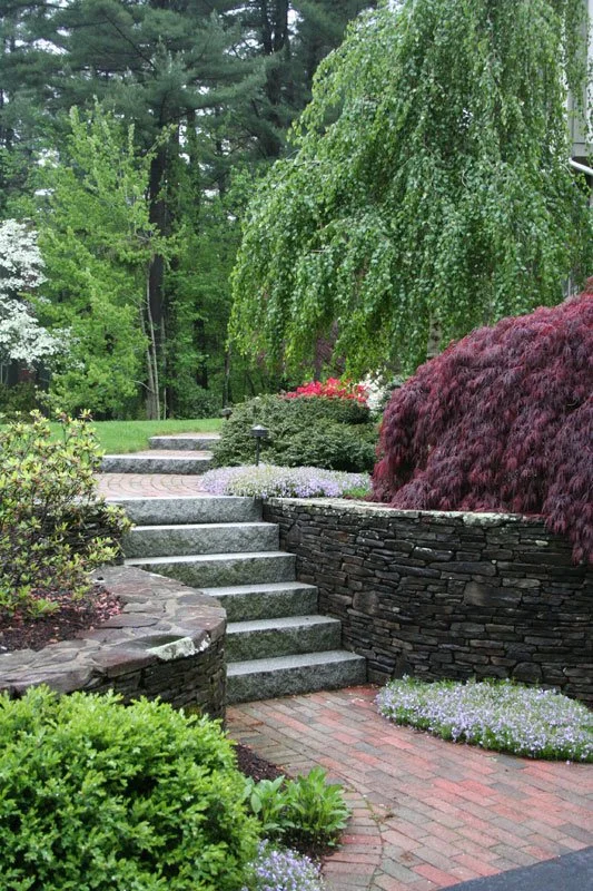 Stonewall and retaining walls Holliston MA