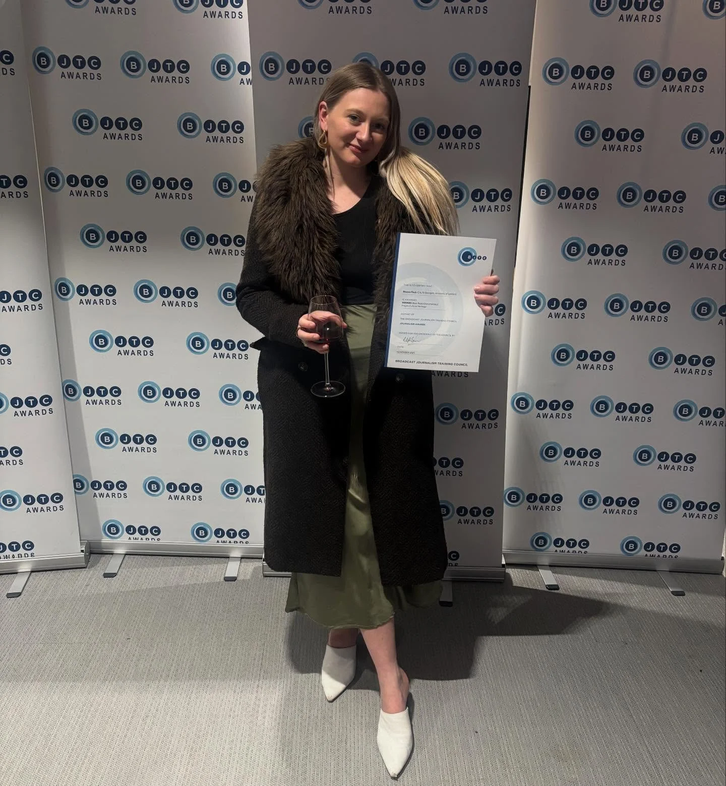 Feeling very pleased to have won Best Radio Documentary for my piece Fragile Cultural Heritage at the BJTC Awards last week !

🌿 Back in May I travelled to the rural French commune, and leading centre of Gregorian Chant, Solesmes to interview Benedi