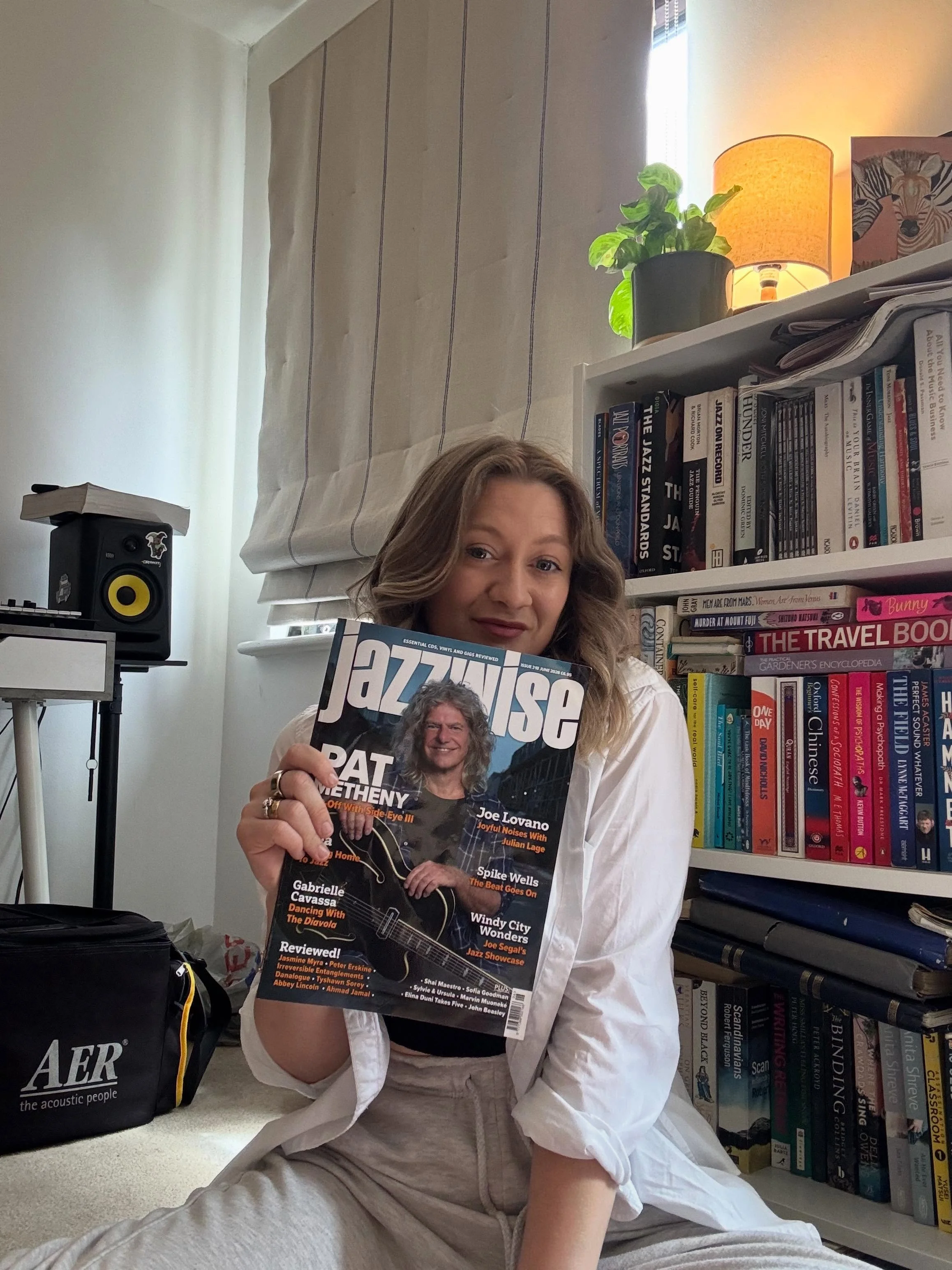 Super happy to see that Nap on the Sofa has been reviewed in the June issue of @jazzwisemagazine ! Thank you @mikeflynnbass for the lovely words ⭐️⭐️⭐️