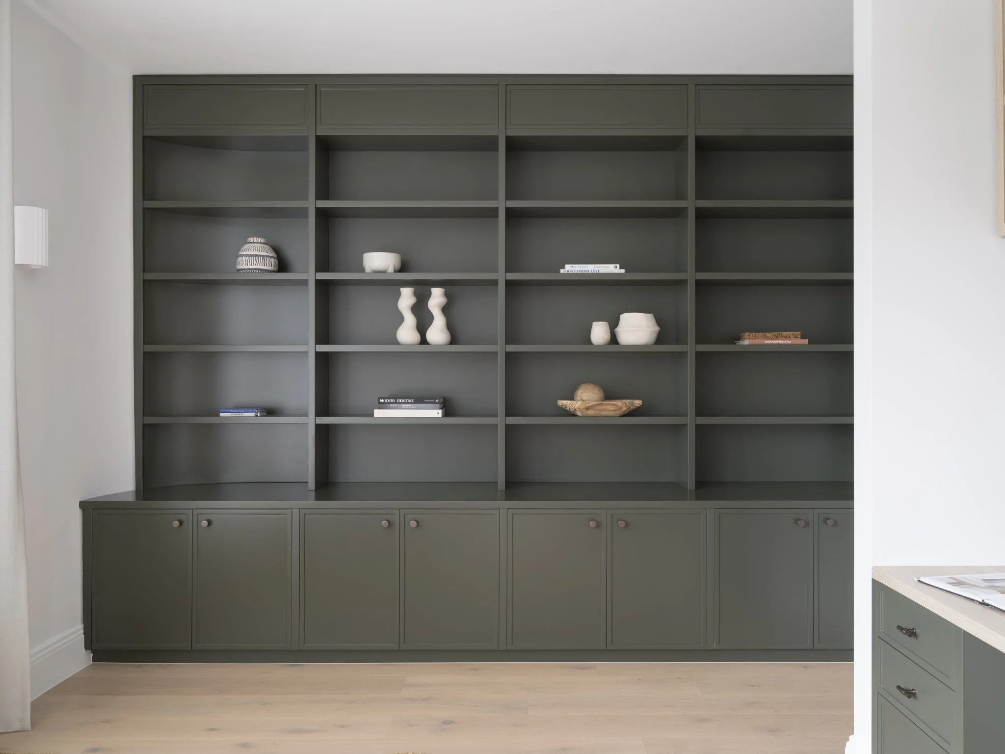 cronulla-duplex-11a-custom-joinery-home-office-passer-architects.jpg