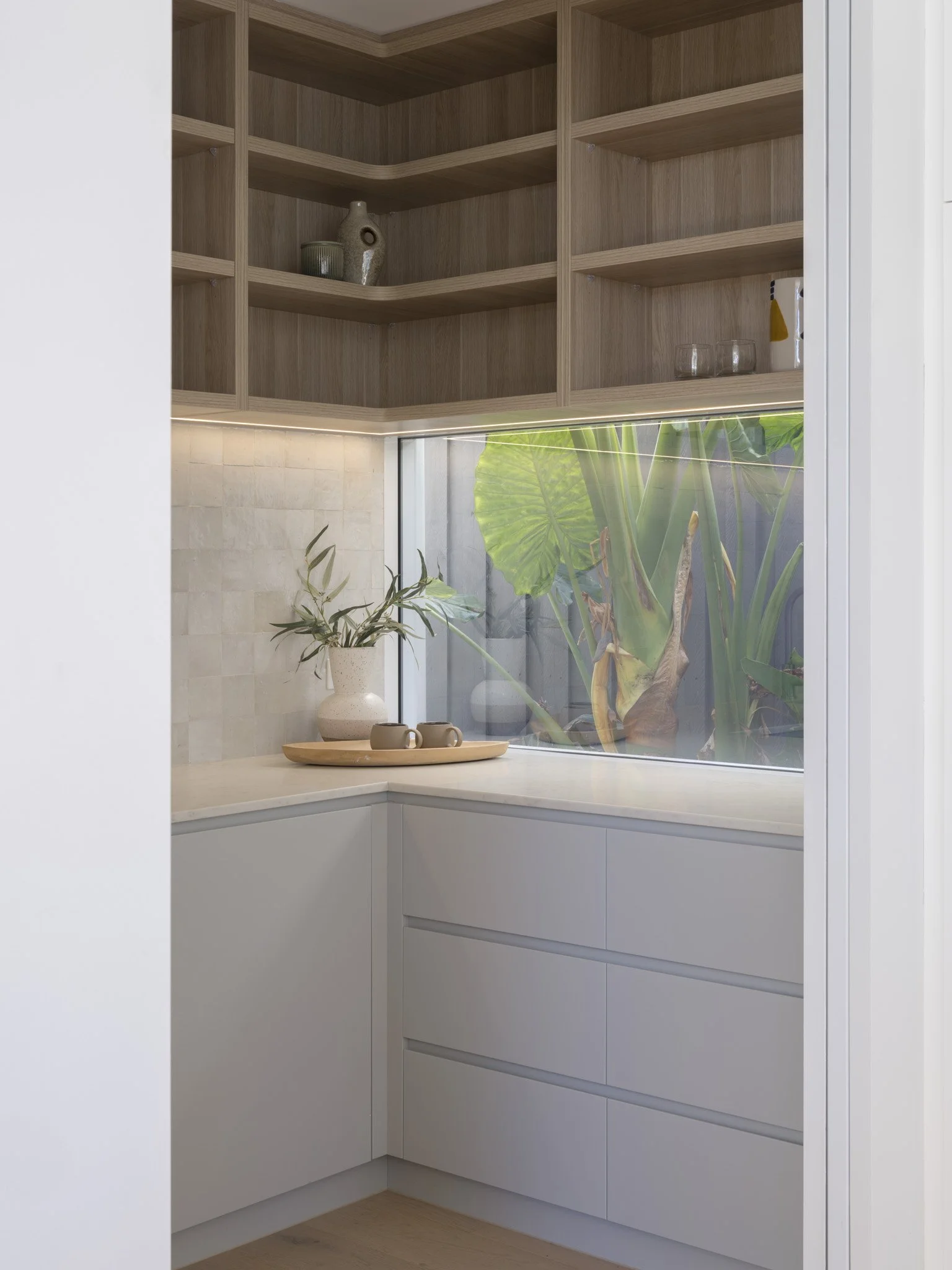 cronulla-duplex-11a-butlers-pantry-2-passer-architects.jpg