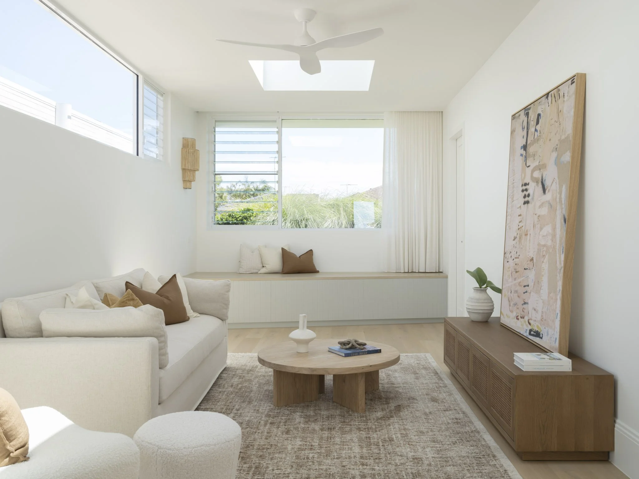 cronulla-duplex-11a-media-room-passer-architects.jpg