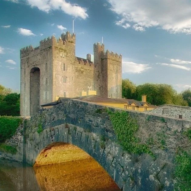 Bunratty Castle and Folk Park for Travellers Who Want to Step Into Irish History