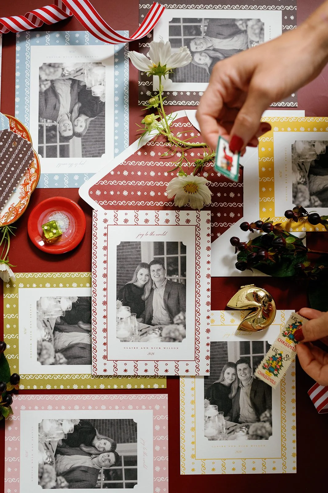 2026 | Daisy Patterned Christmas Cards