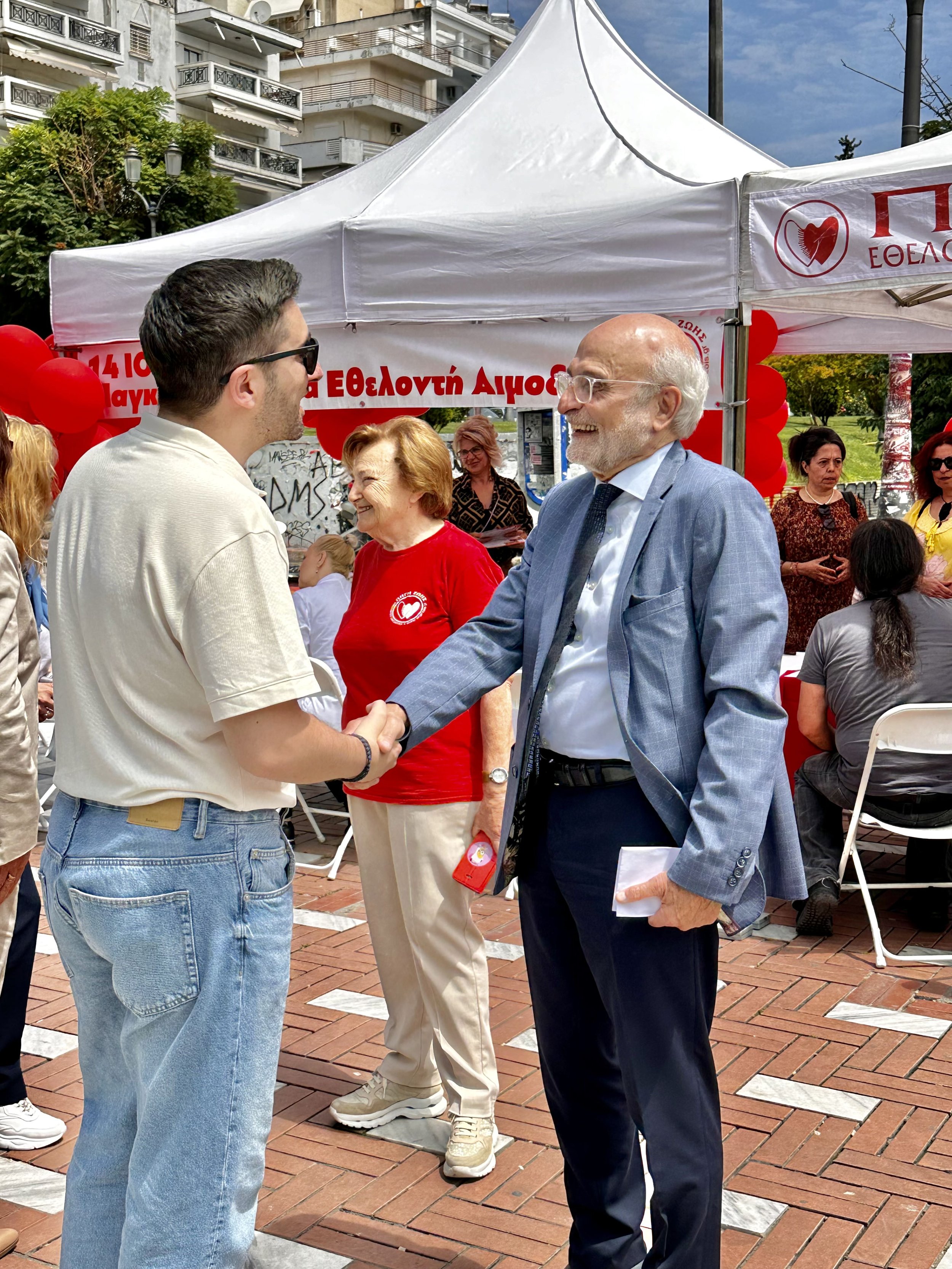 Απόστολος Ανθόπουλος με Παναγιώτη Παντελιάδη - Διοικητή Νοσοκομείου ΑΧΕΠΑ