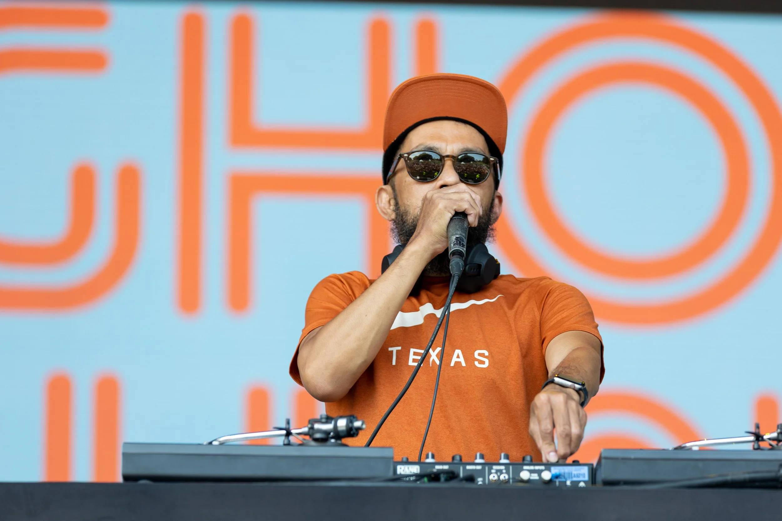 BoothEasy - Event Photography - 20220910 - SAWC Music Lounge at UT - 3L9A2789.jpg