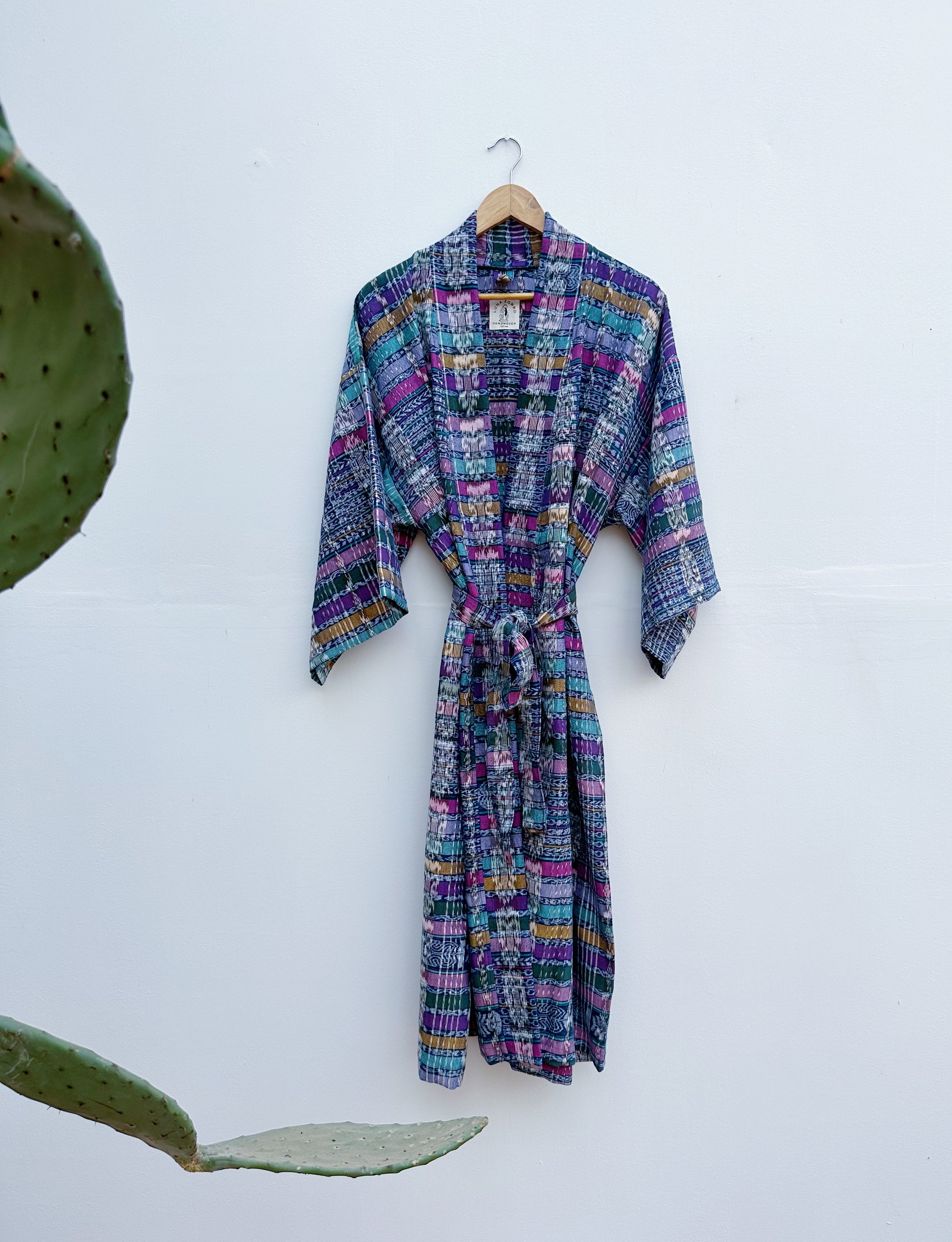Robe 04(2).jpg