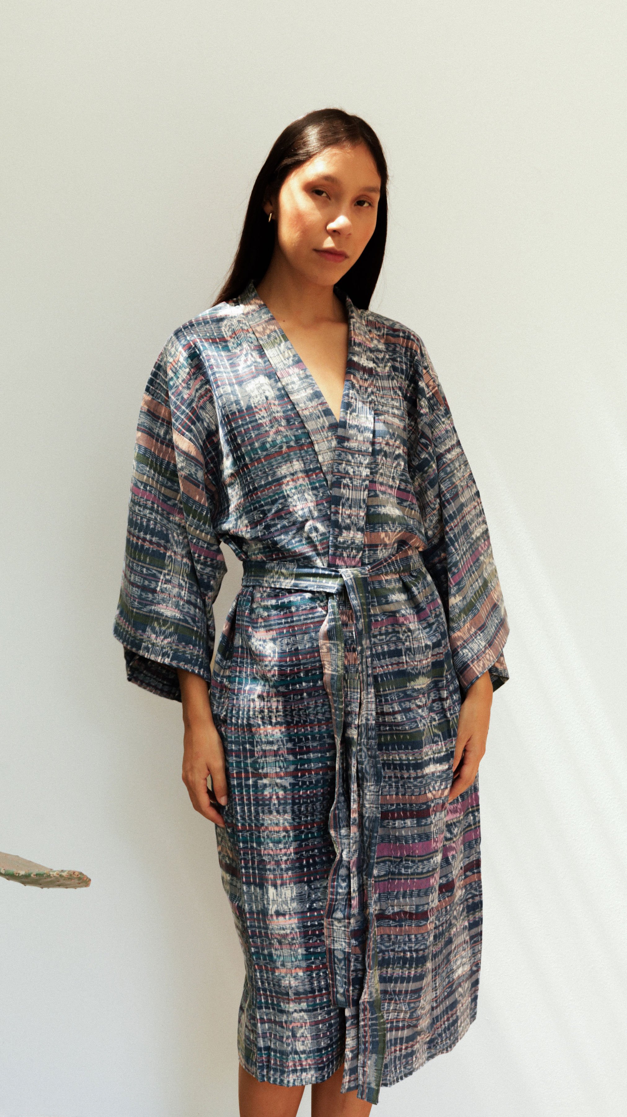 Robe 09 (2).jpg