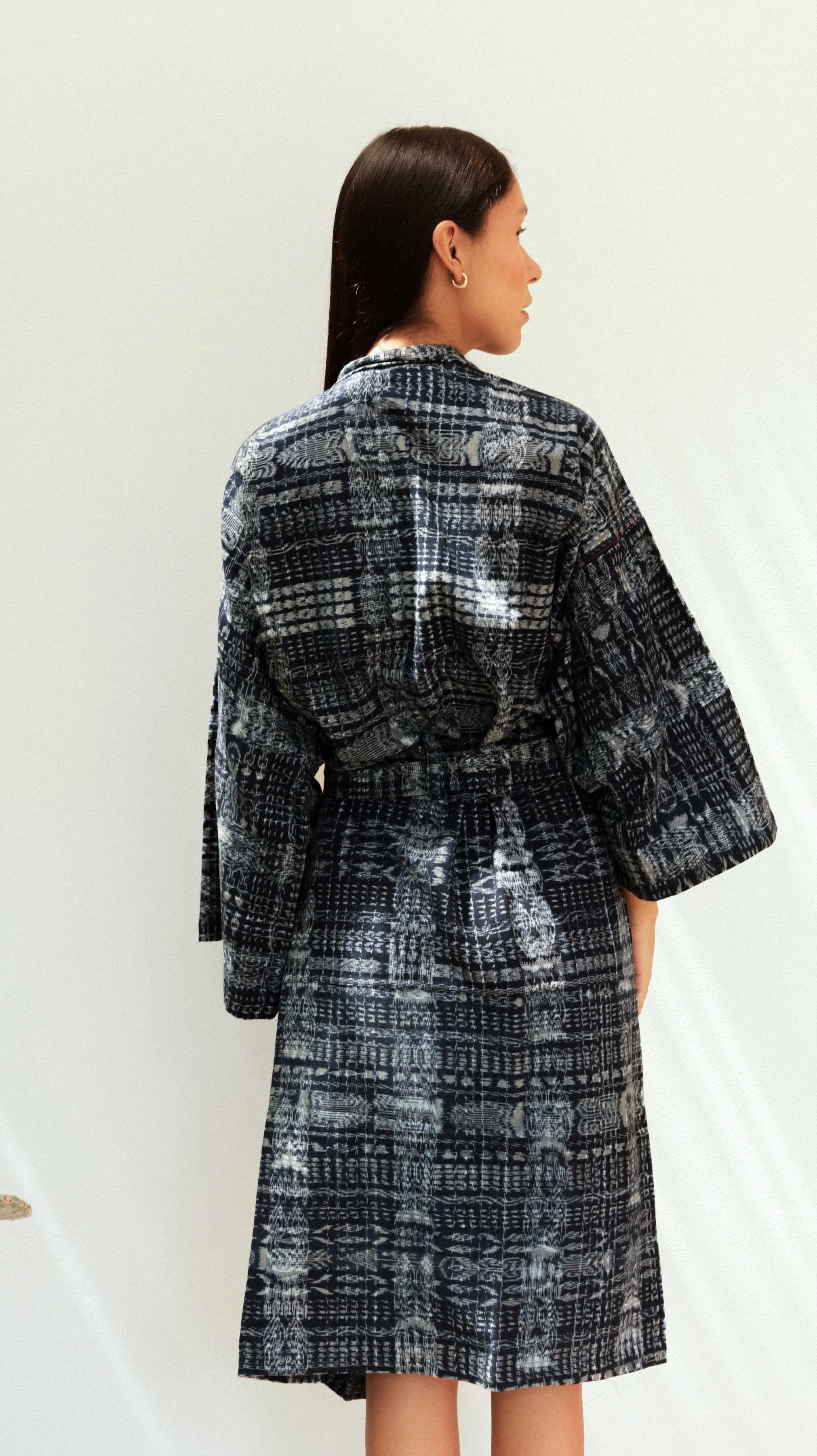Robe 10 (2).jpg