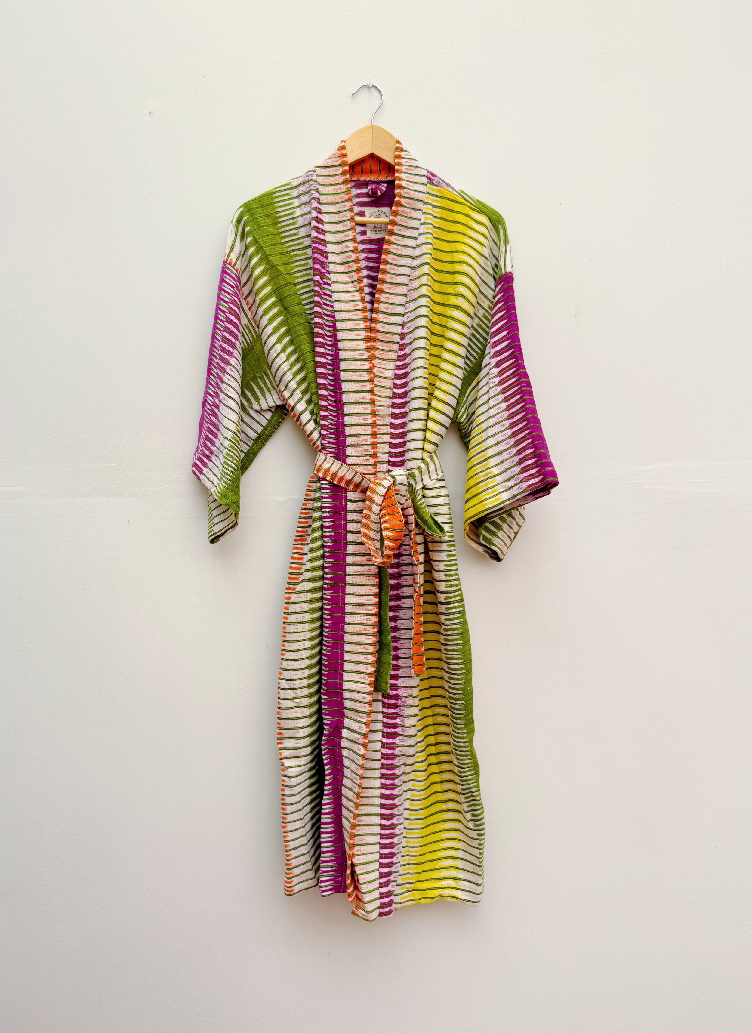 Robe 07(1).jpg