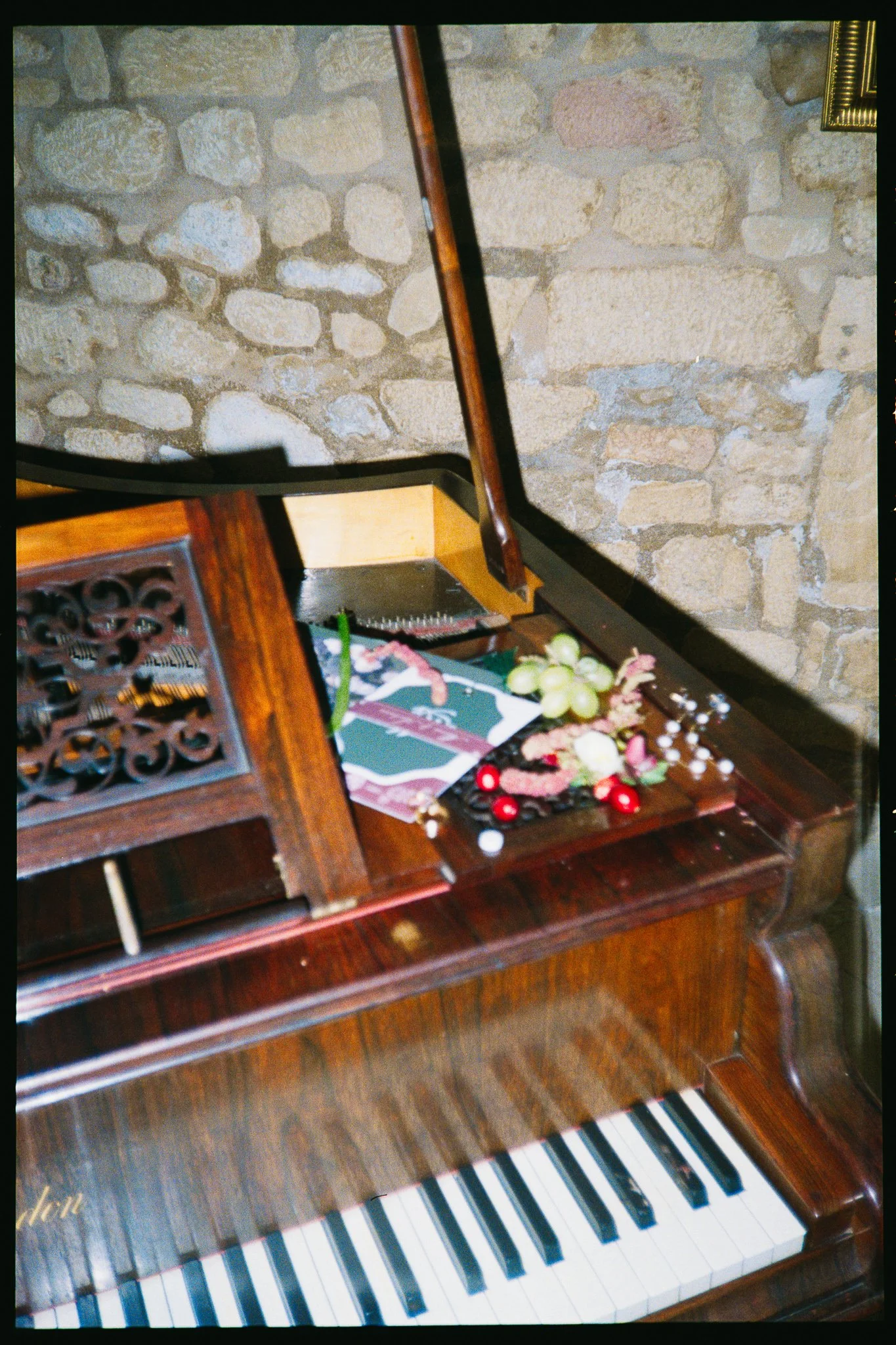 FILM WEDDING PHOTOGRAPHER BIARRITZ BORDEAUX - LAURENE QUIROS -16.jpg