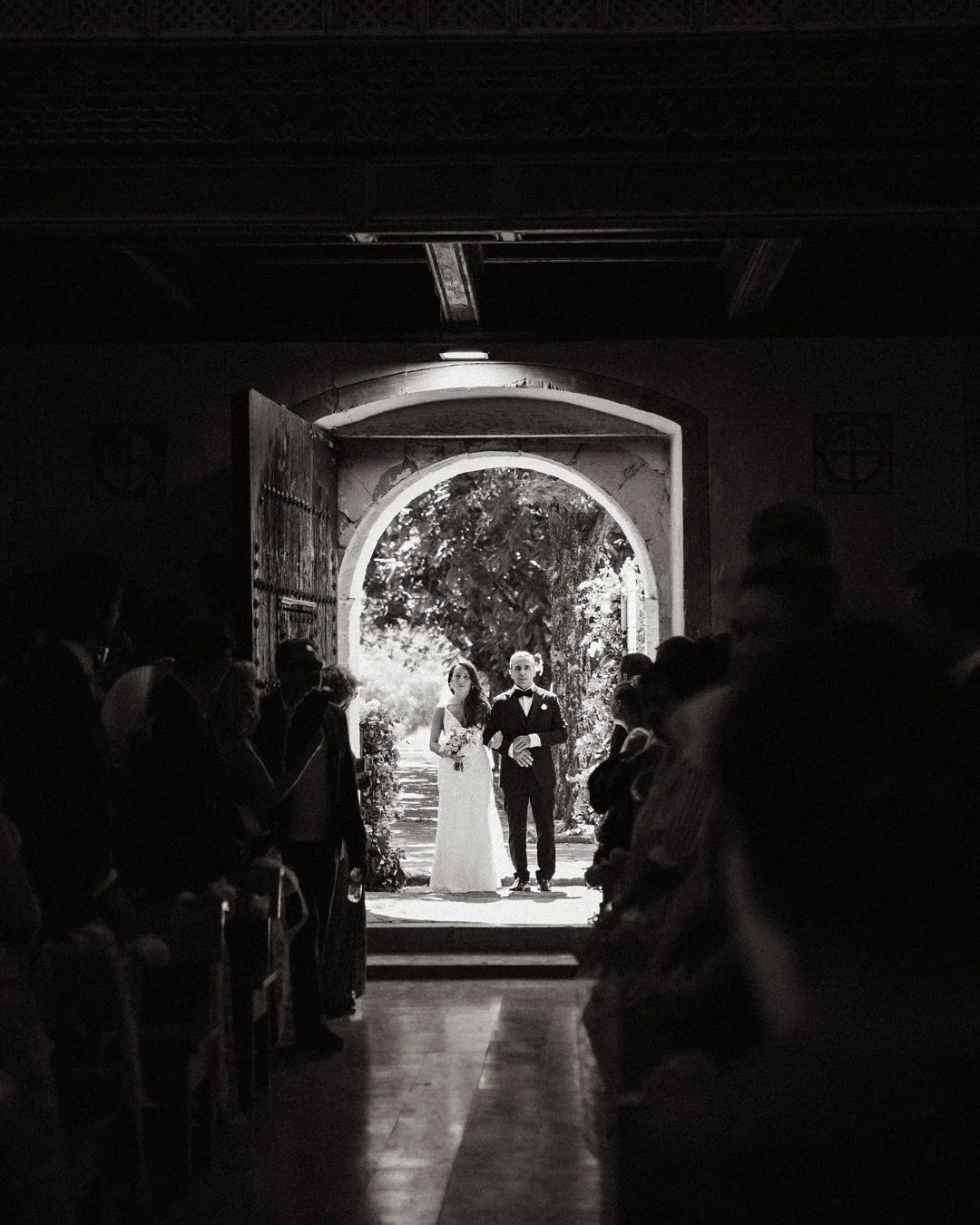 Falling in love with this tiny, colourful church in the middle of the Spanish mountains. 
Be with you everywhere, as long as there is love. 
Moments that matter. Stories that shine. 

Venue @liguerredecinca
Photo @laurenequiros
Film @palmer.film
MUA/