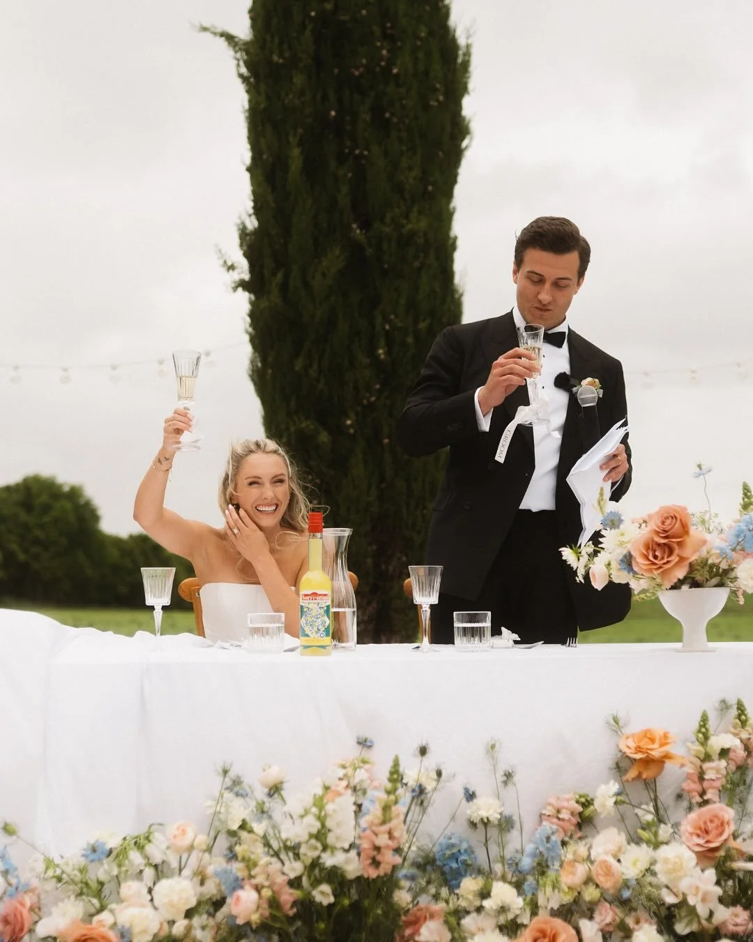 This reception. This energy. This soul.

Everything I live for in my weddings &mdash; raw emotion, happy tears, uncontrollable laughter, heartfelt vows, dancing like nobody&rsquo;s watching.
I capture you being you, in all your love, joy, and magic. 