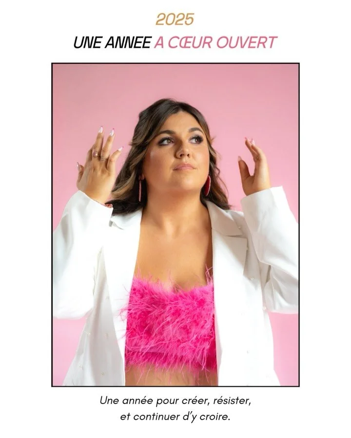 2025 n&rsquo;a pas &eacute;t&eacute; une ann&eacute;e spectaculaire. Elle a &eacute;t&eacute; structurante.
Une ann&eacute;e o&ugrave; j&rsquo;ai moins cherch&eacute; &agrave; faire plus, et davantage &agrave; faire mieux. &Agrave; faire juste.
Cette