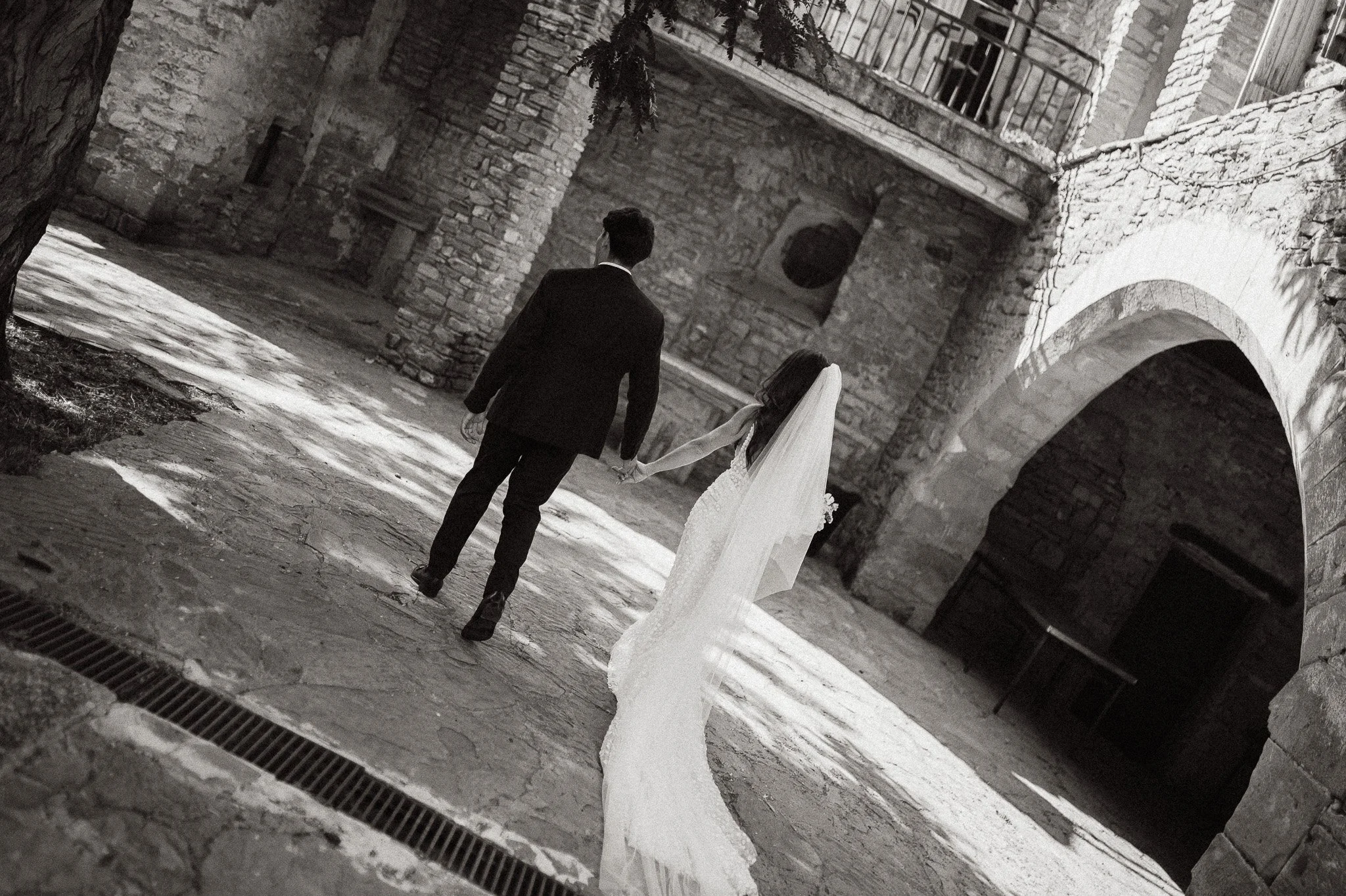 DESTINATION WEDDING PHOTOGRAPHER SPAIN - LAURENE QUIROS -950.jpg