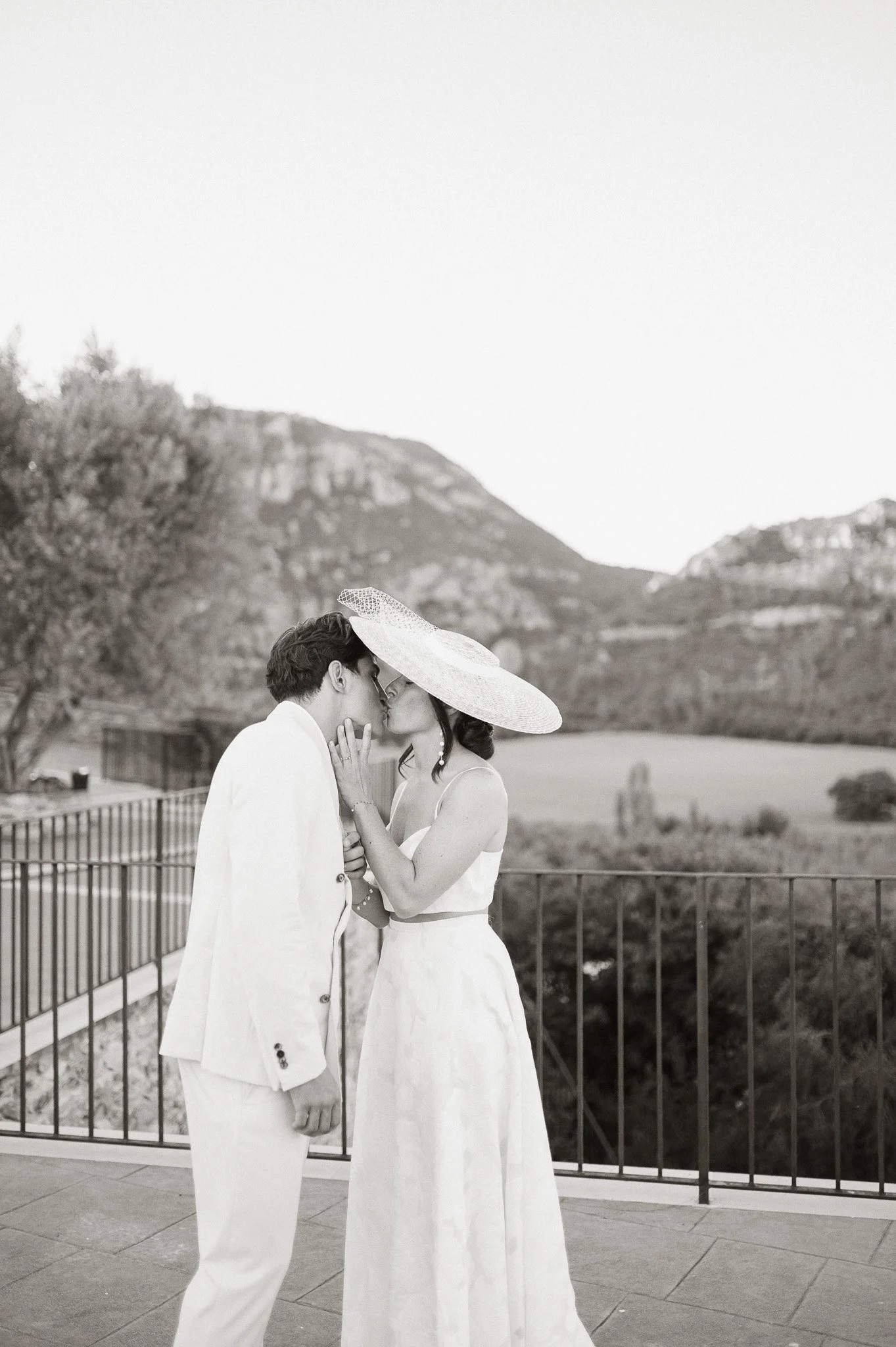 DESTINATION WEDDING PHOTOGRAPHER SPAIN - LAURENE QUIROS -191.jpg