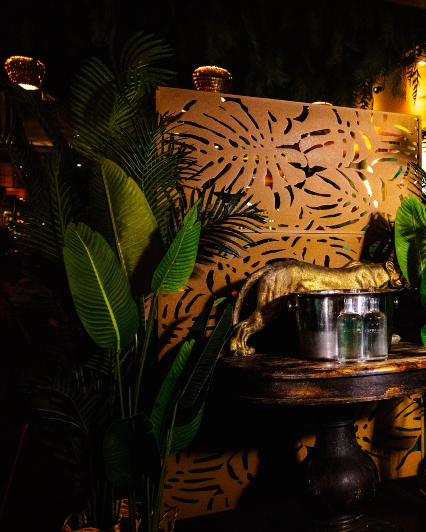 A little glimpse of the world waiting inside.

Good food, good energy, and a room made for letting loose. Come hang with us at Chica &amp; The Don.

📍Chica &amp; The Don | 24 E 21st St, New York, NY 10010

Samba Show Fri &amp; Sat @ 8PM
Dinner | Tue