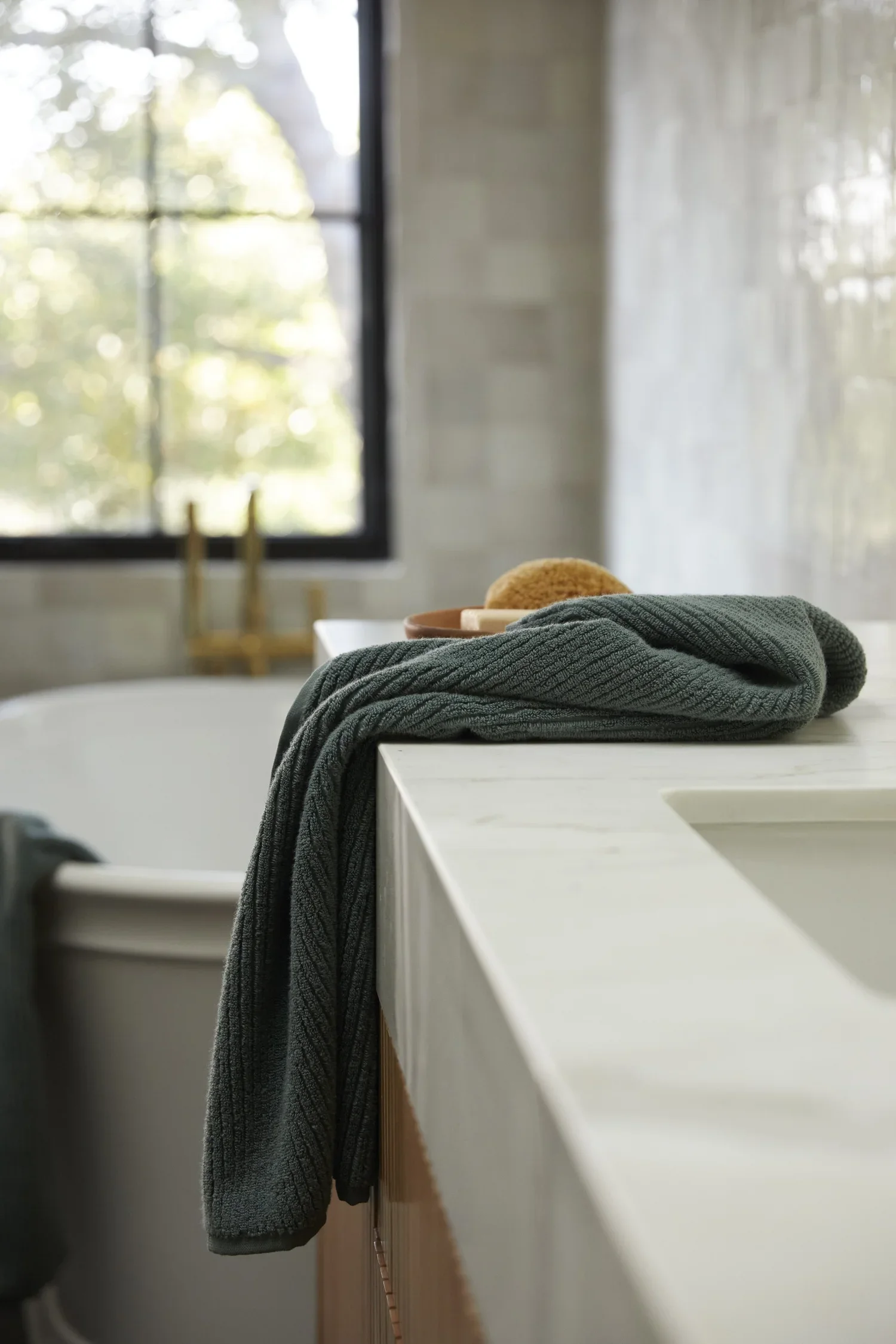 231024_ParachuteHome_2024_Q1_3473.jpg.webp