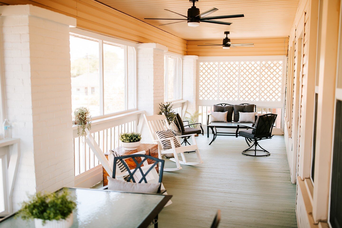 There's no place like the back porch...💛

Can't you just see you and your people enjoying a relaxing evening here in Vidalia, GA?! Use the link in our bio to reserve your stay! 😎

#vidaliaga #airbnblife #backporch #airbnbexperience #vacay #travelgr