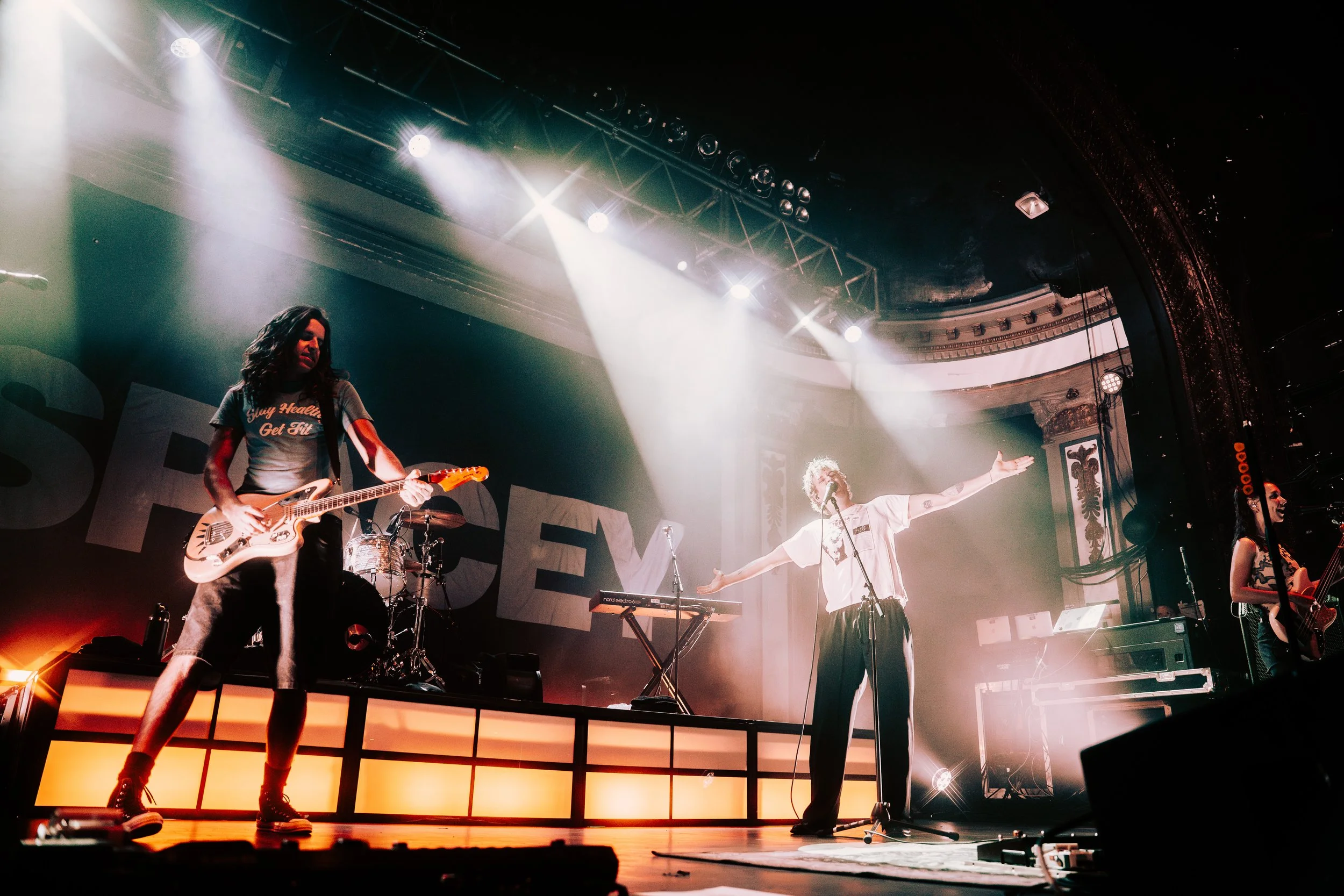 SpaceyJane_6-8-26_NewportMusicHall_@Mauricio_domingo-12.jpg