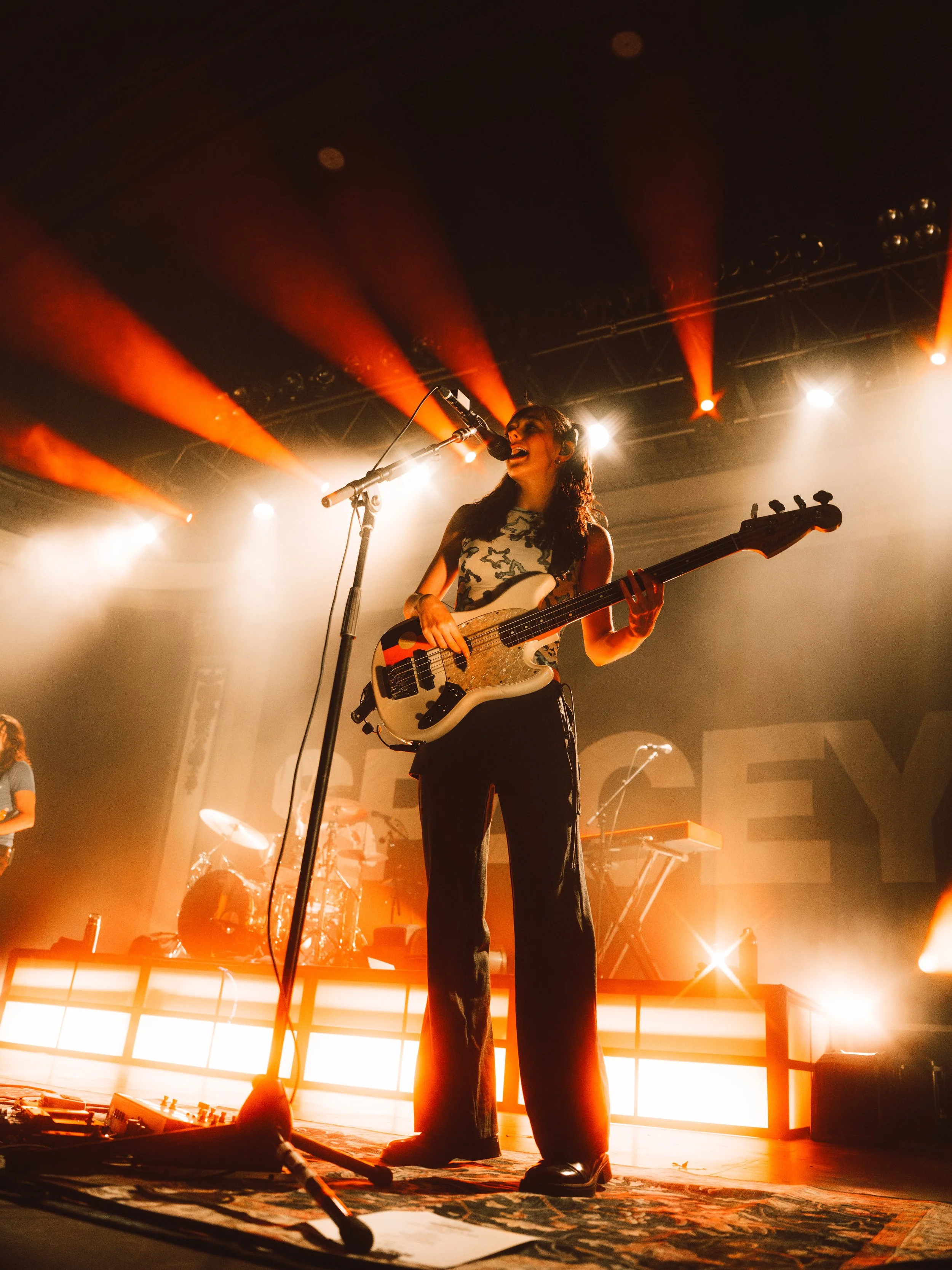 SpaceyJane_6-8-26_NewportMusicHall_@Mauricio_domingo-33.jpg