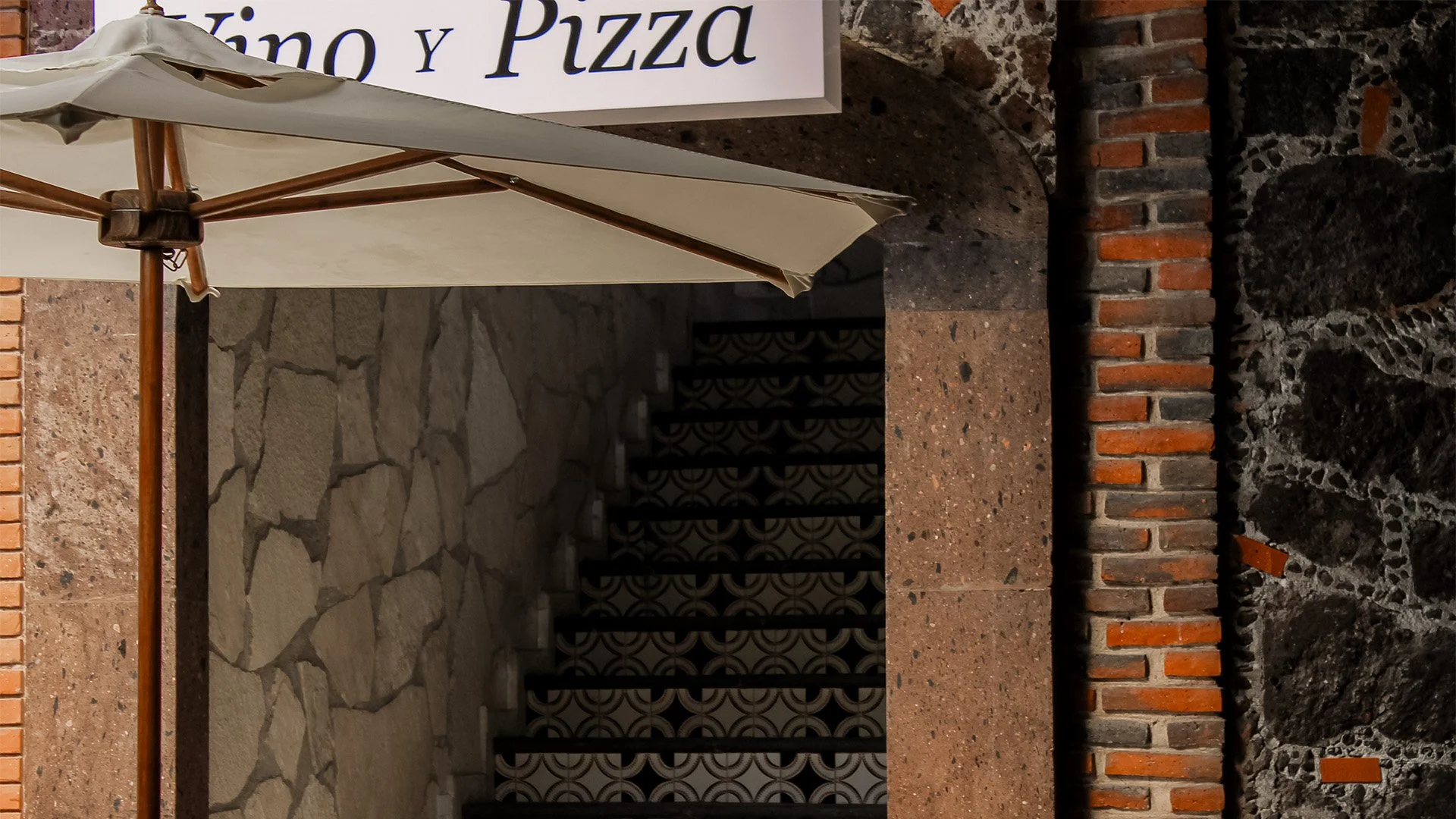 GoodPlace-Diseño-de-interiores-creación-de-marca_0000s_0015_Edits copia.jpg