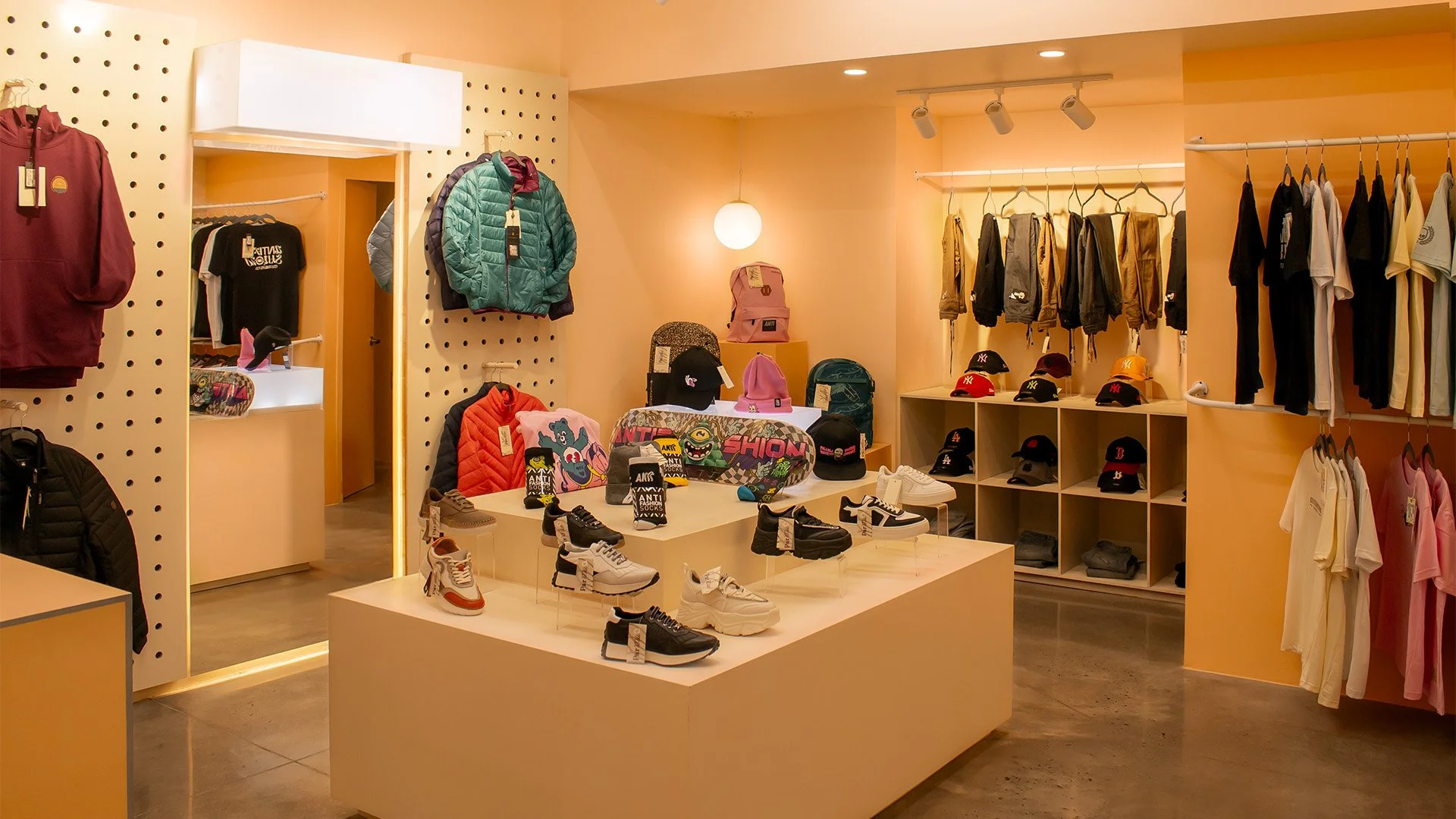 diseño-de-interiores-para-tienda-zapatos.jpg