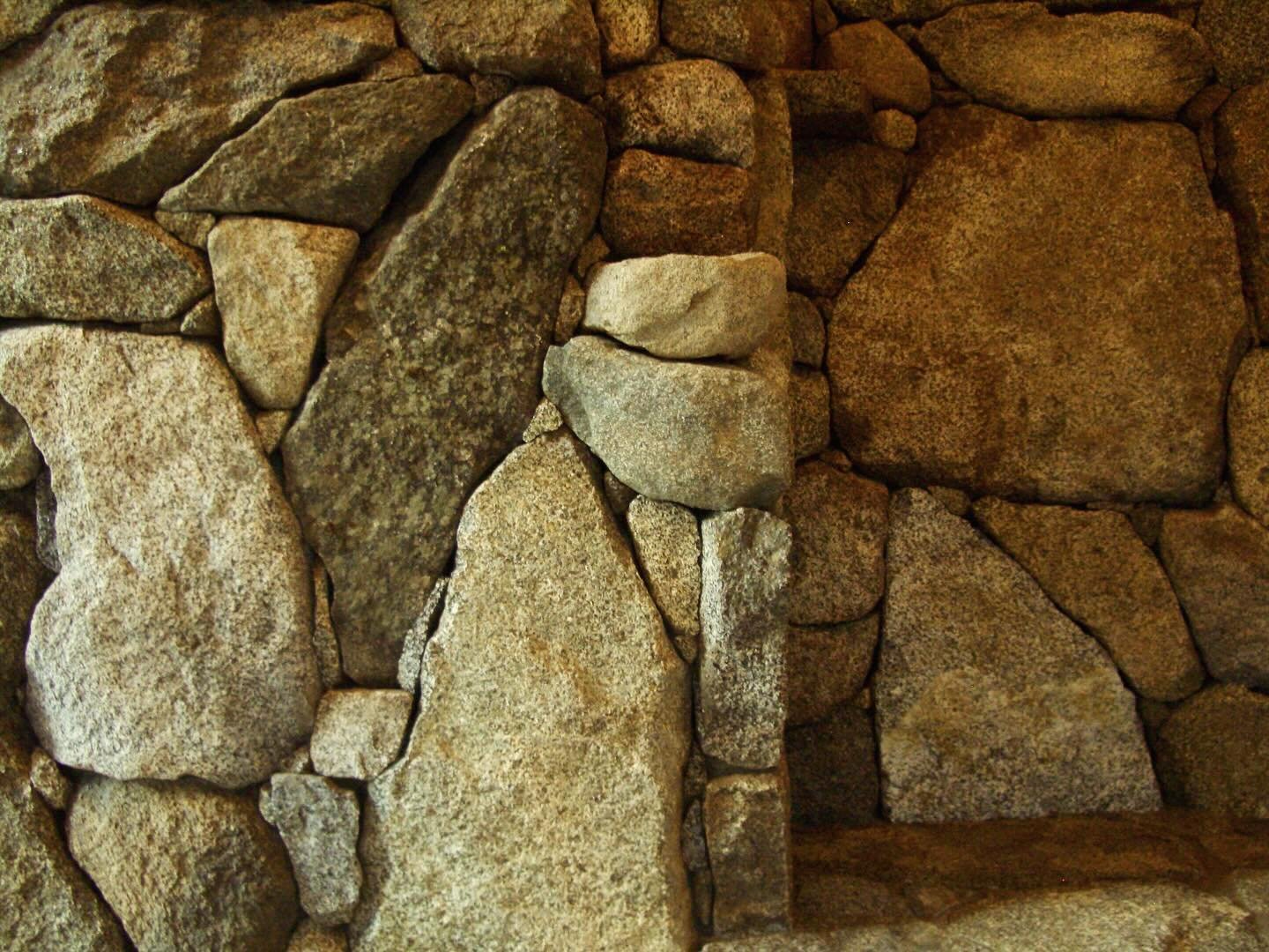 Can you spot the dinosaur in the granite? It happened by accident, but it makes me happy #millerstoneworks #stone #stoneart #stonework #stonemasonry #stonemason #naturalstone #drystackstone #design #stonedesign #construction #contractor #masonrycontr