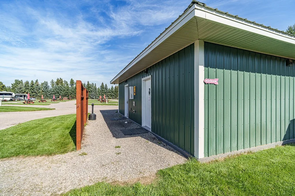WhisperingPines-09704.jpg