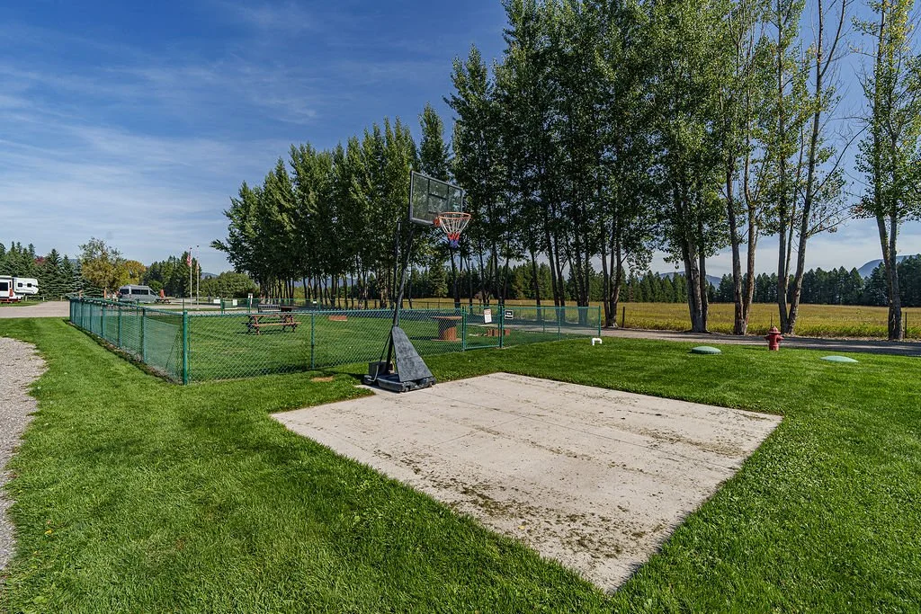 WhisperingPines-09674.jpg