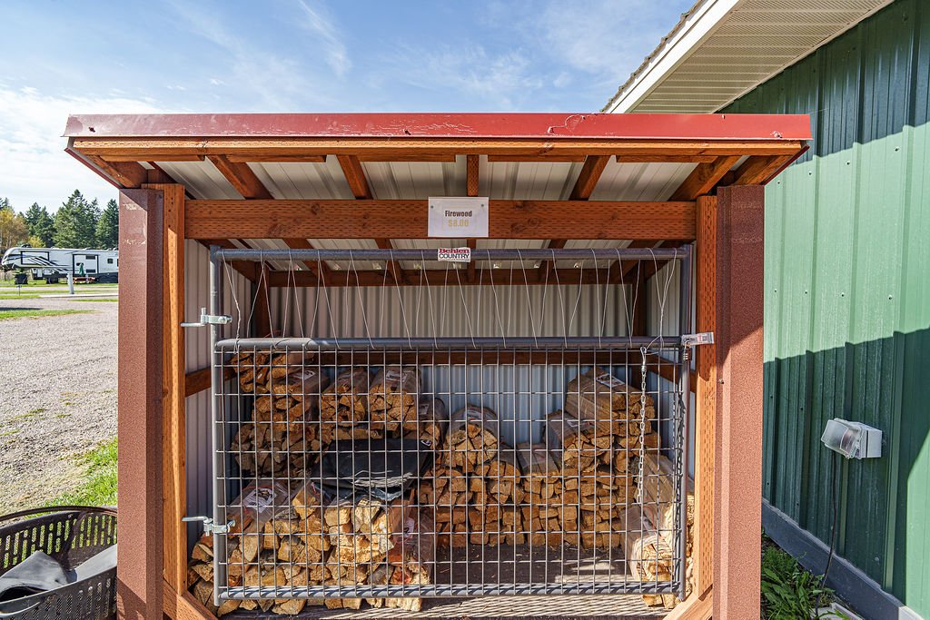 WhisperingPines-09691.jpg