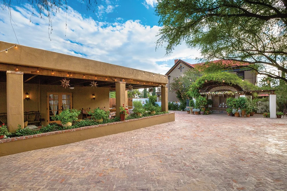 Gallery 1 — STILLWELL HOUSE