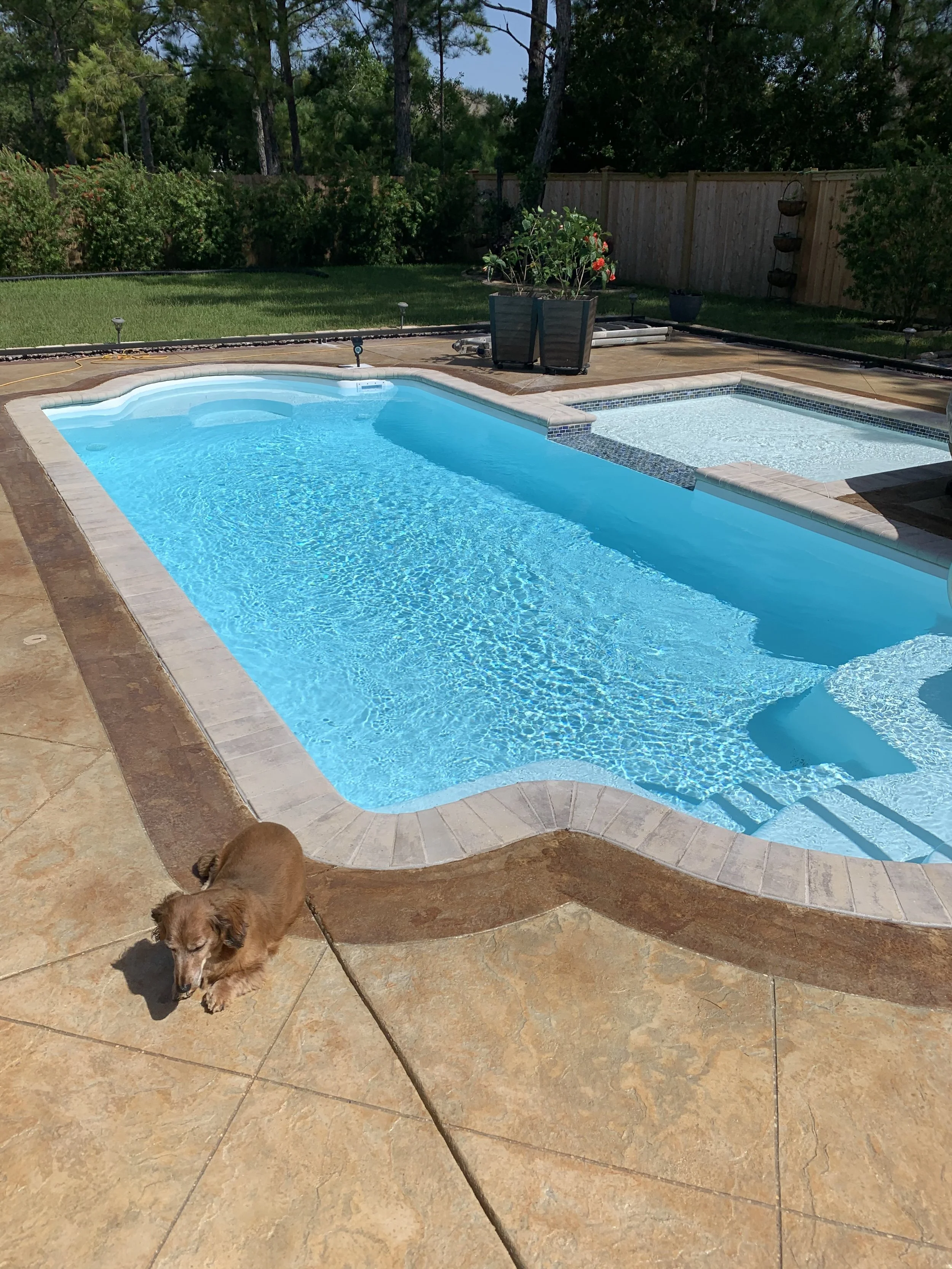 Henchata with sun ledge.jpg