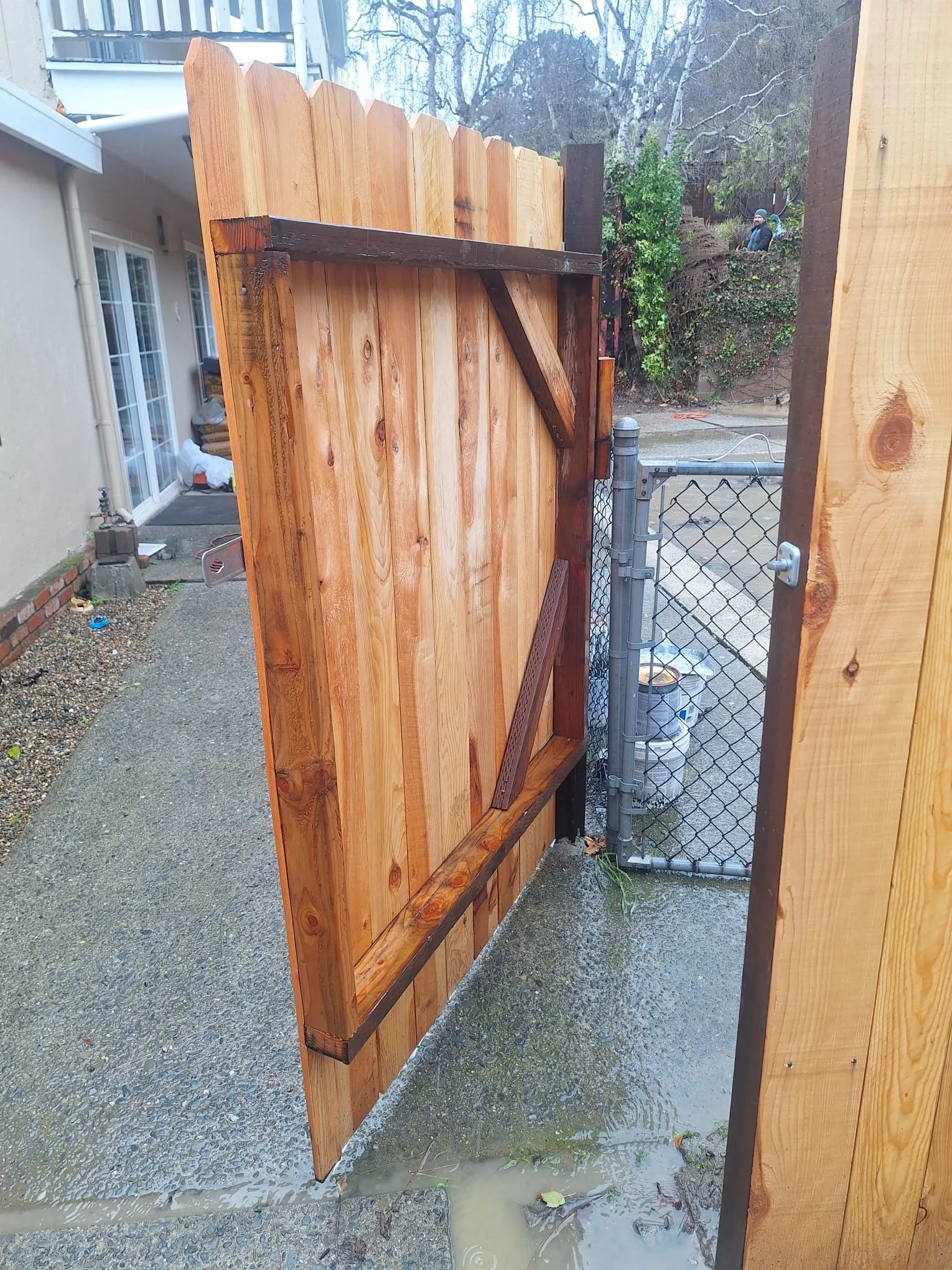 Custom fence gate installation