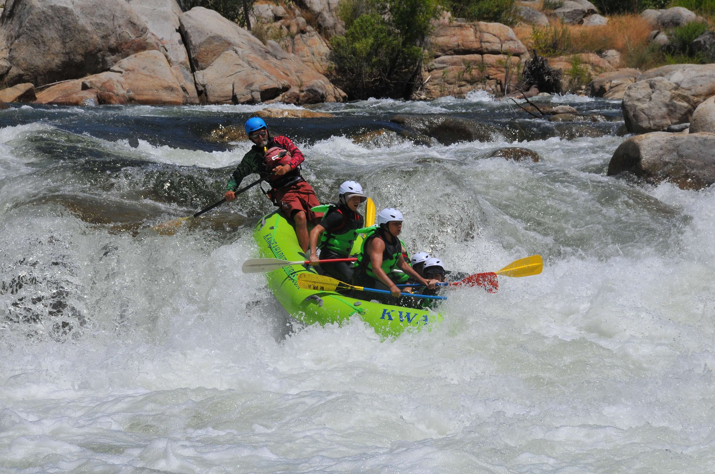 Kaweah Whitewater Adventures | Whitewater Rafting in Three Rivers CA