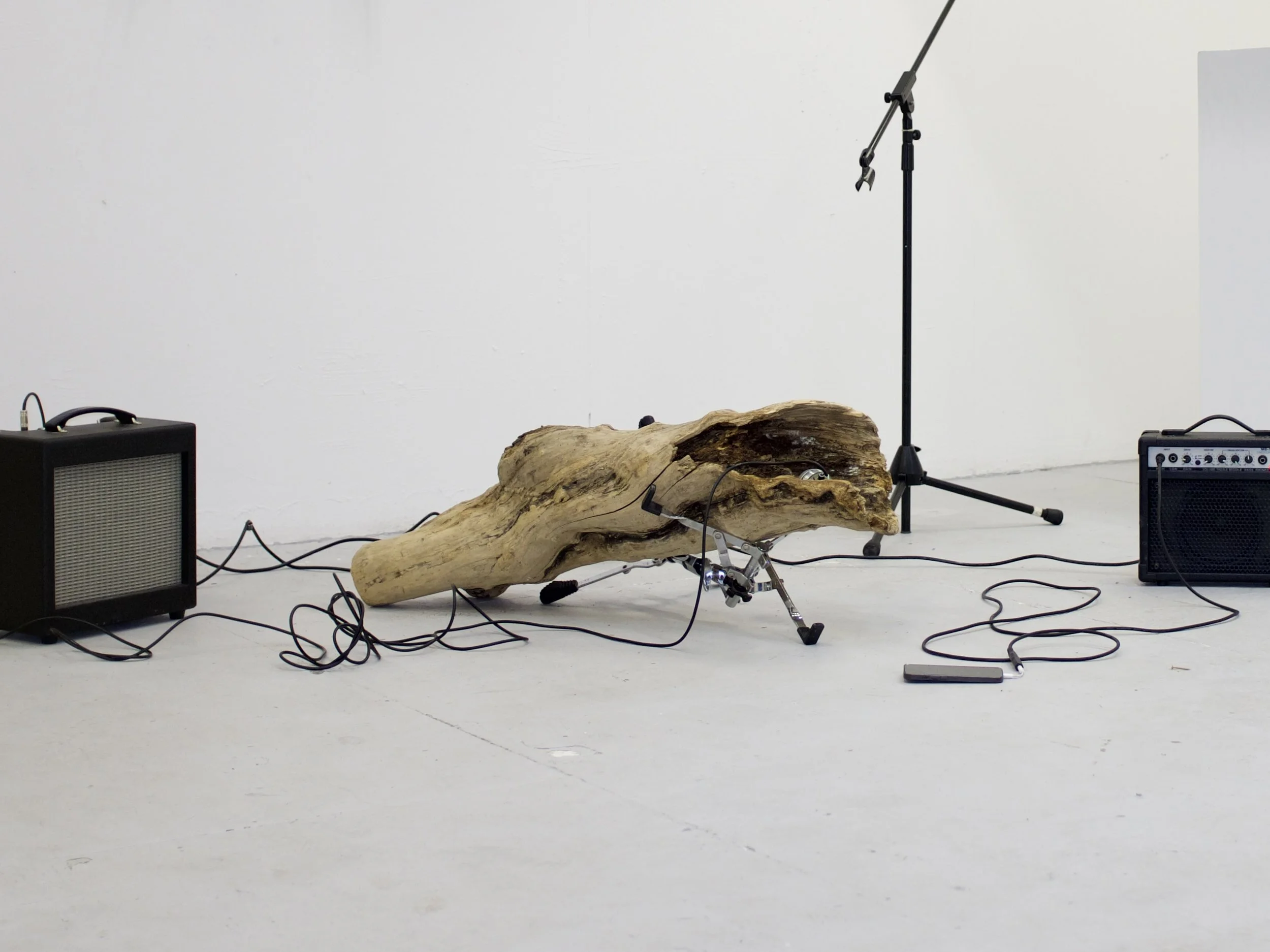 After We've gone, who are the performers