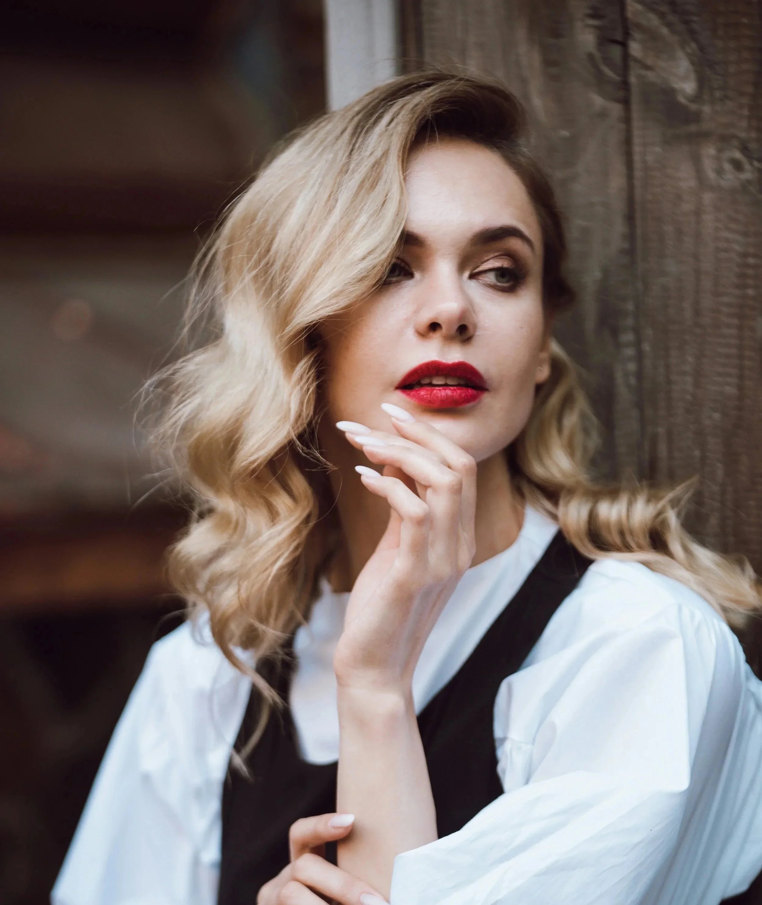 Classic Essence Makeup