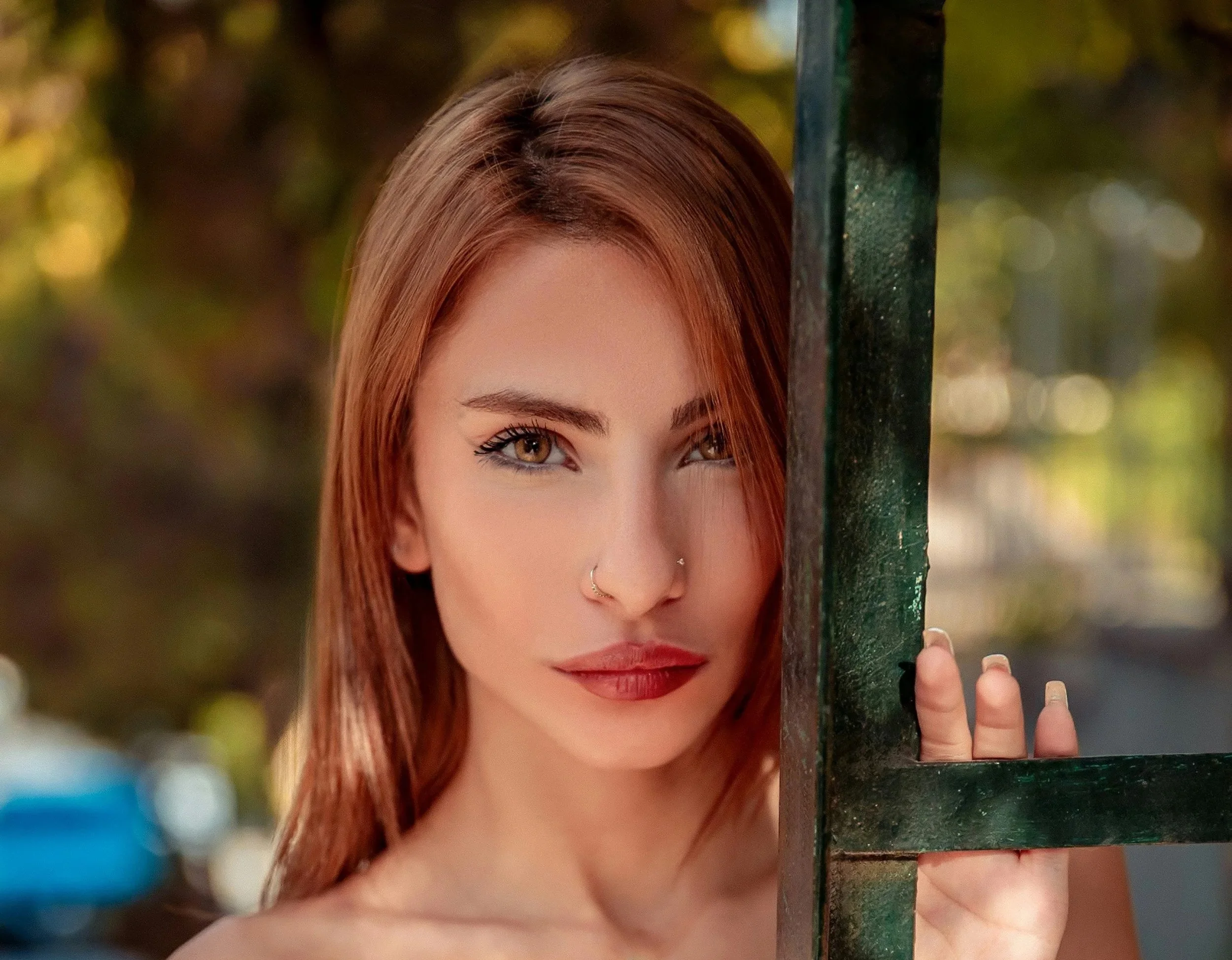 Dramatic Essence Makeup