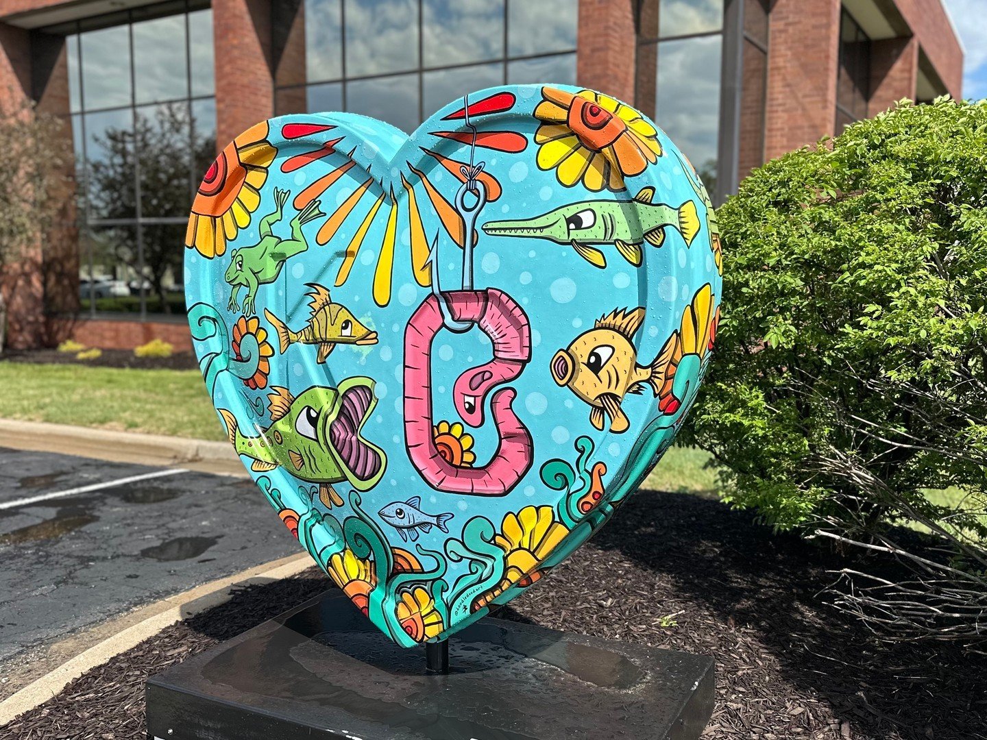 It's about time for the parade of hearts!  All hearts will be in place by April 27.  How many will you find? 💗

#paradeofhearts #kansascityrealestate #Yourfavoritekansascityrealtor #realestate #libertymo #kansascity