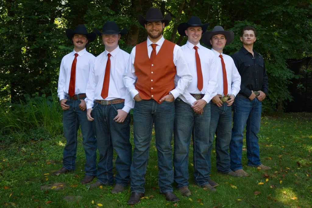 Groomsmen.jpg