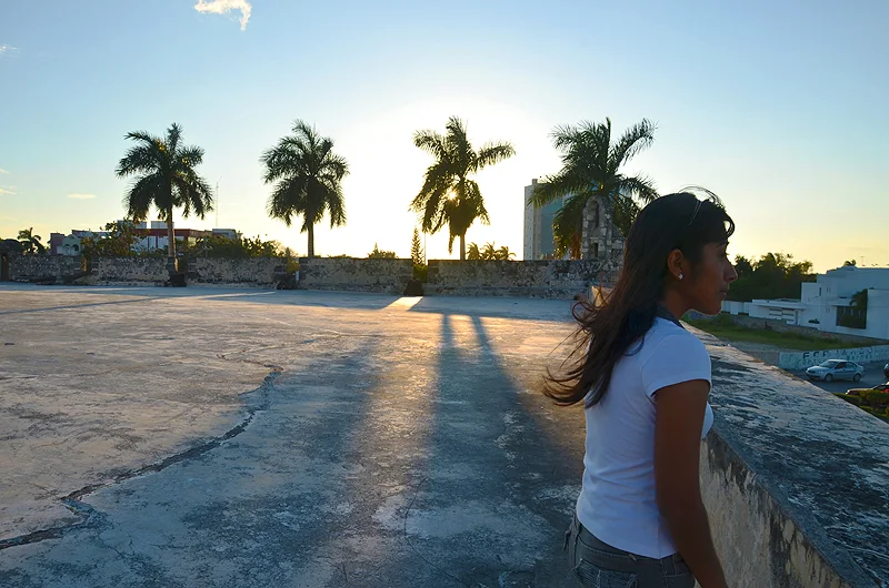 CLEAN CLOTHES, HEADPHONES &amp; DOGFISH BREAD