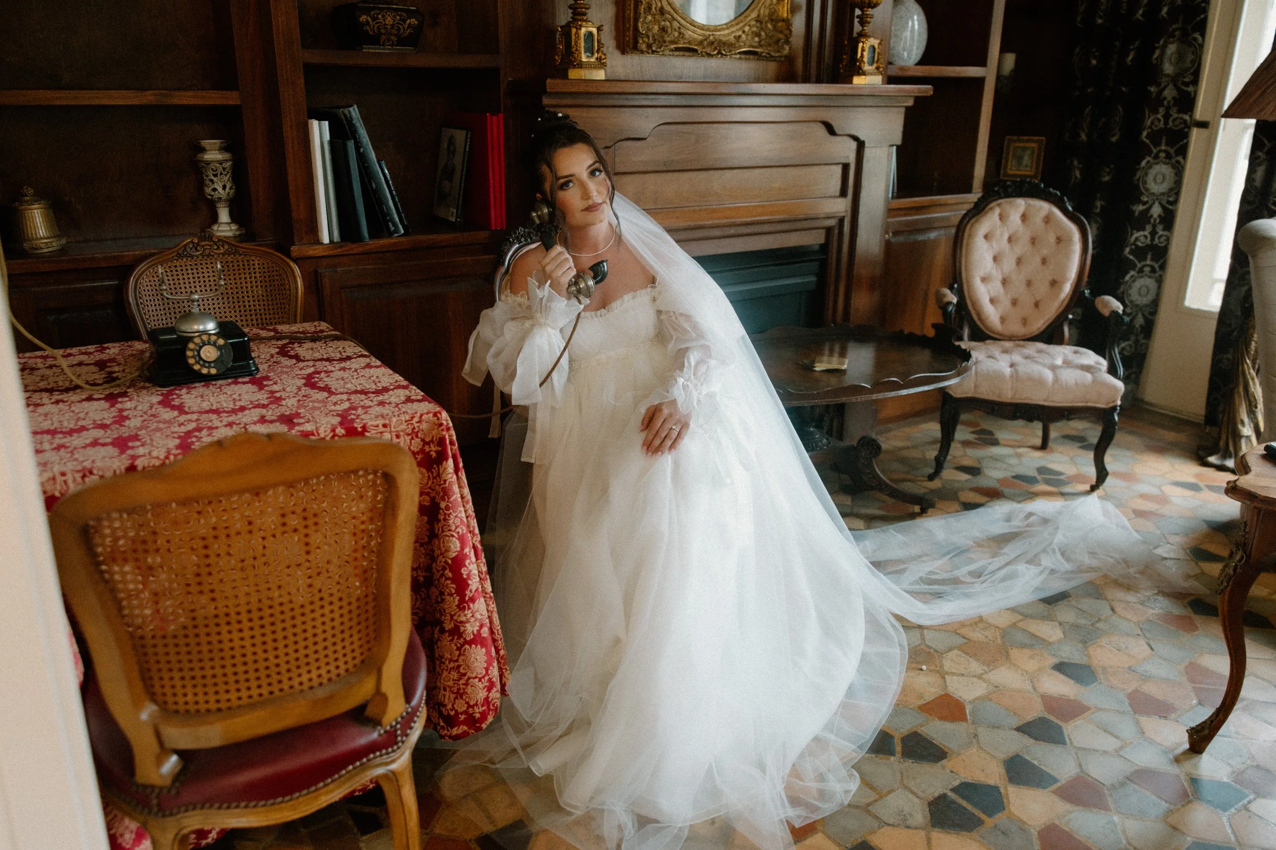 Mississippi Wedding Bridal Portraits at Oak Crest Mansion Inn