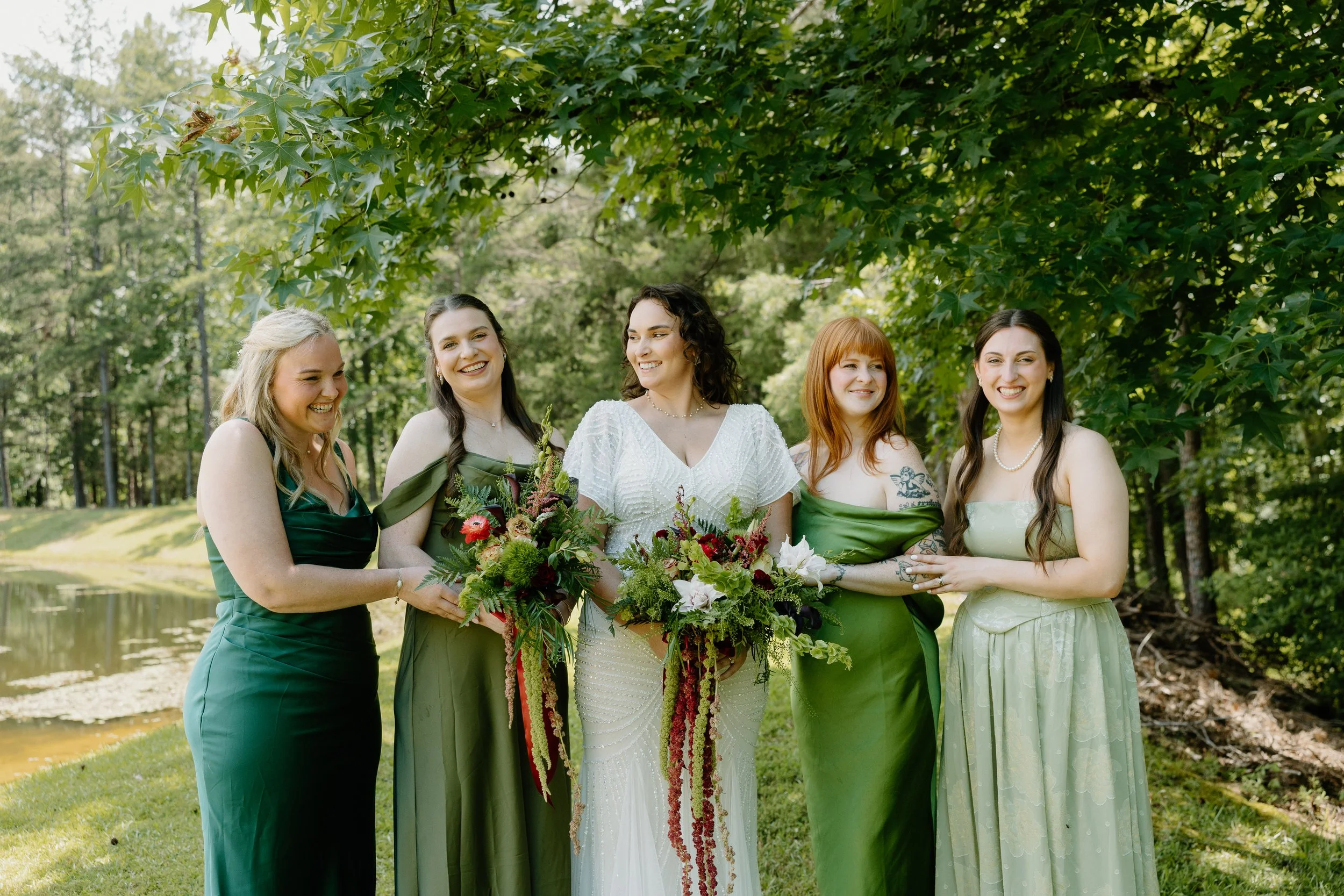 Bridal party wedding portraits at Oxford MS venue