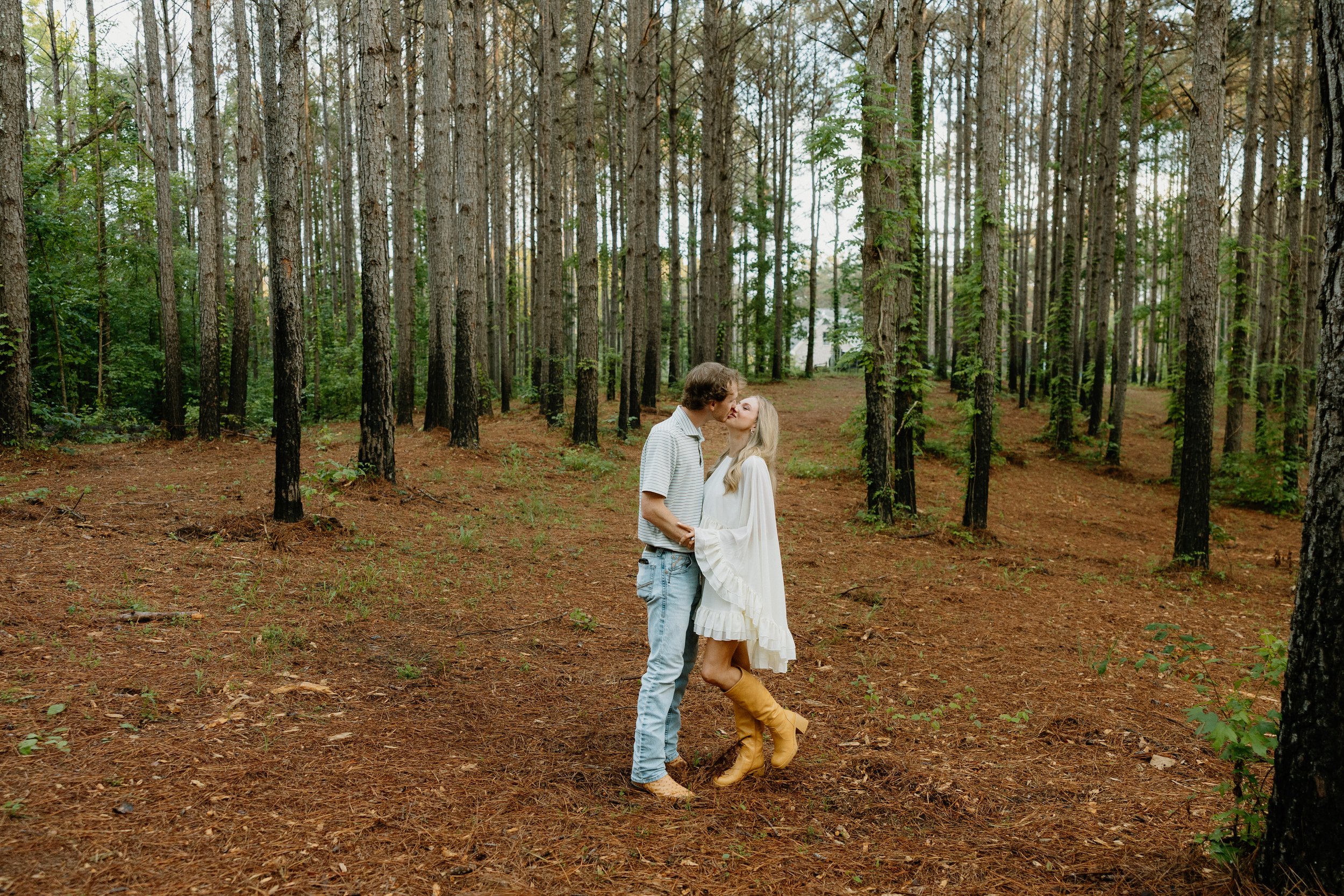 tupelo-mississippi-engagement-photos-hannah-ellis48.jpg